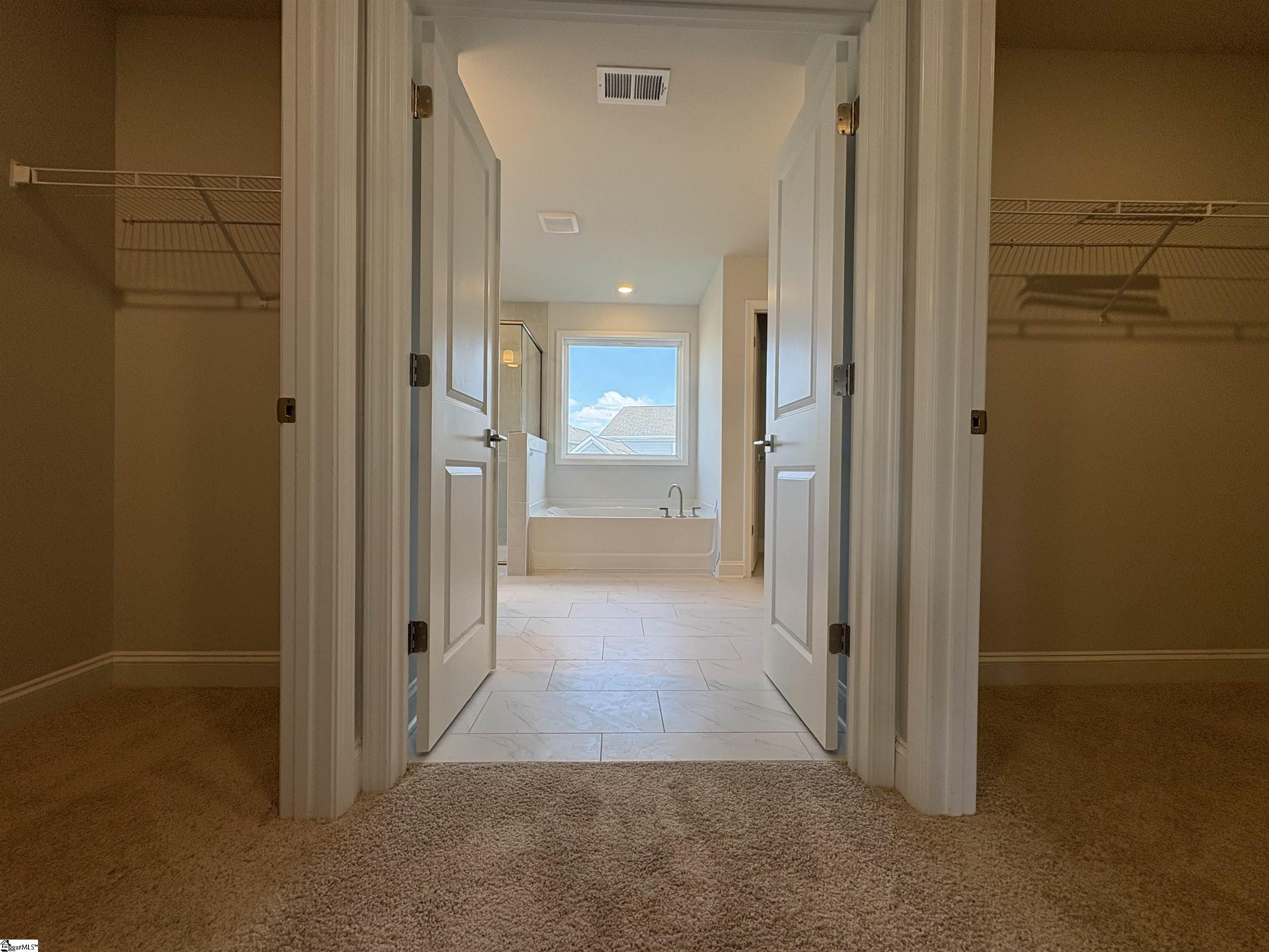 200 Encampment Boulevard Property Photo 27