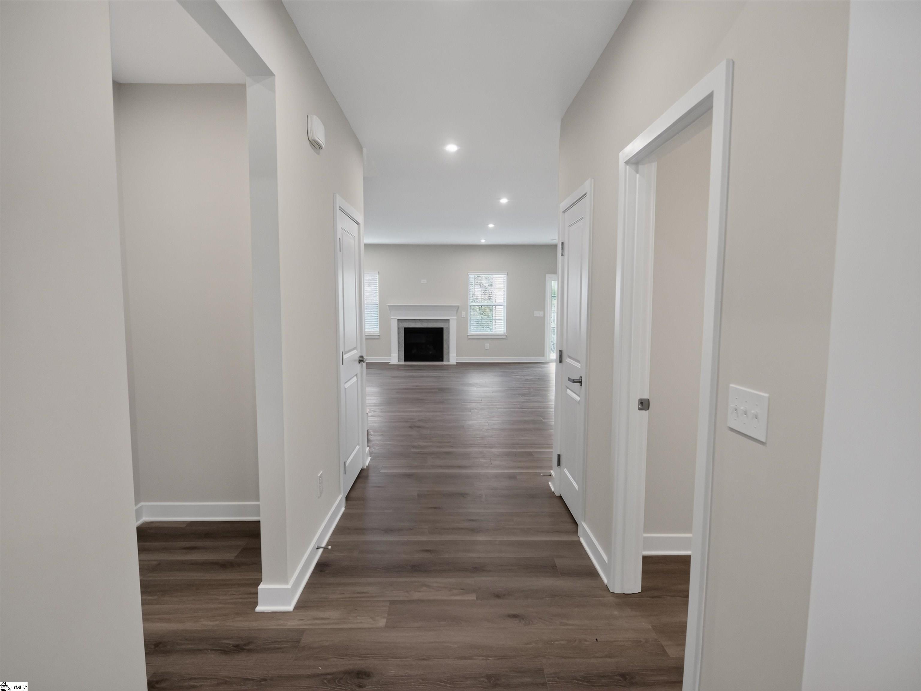 1597547 Property Photo 7