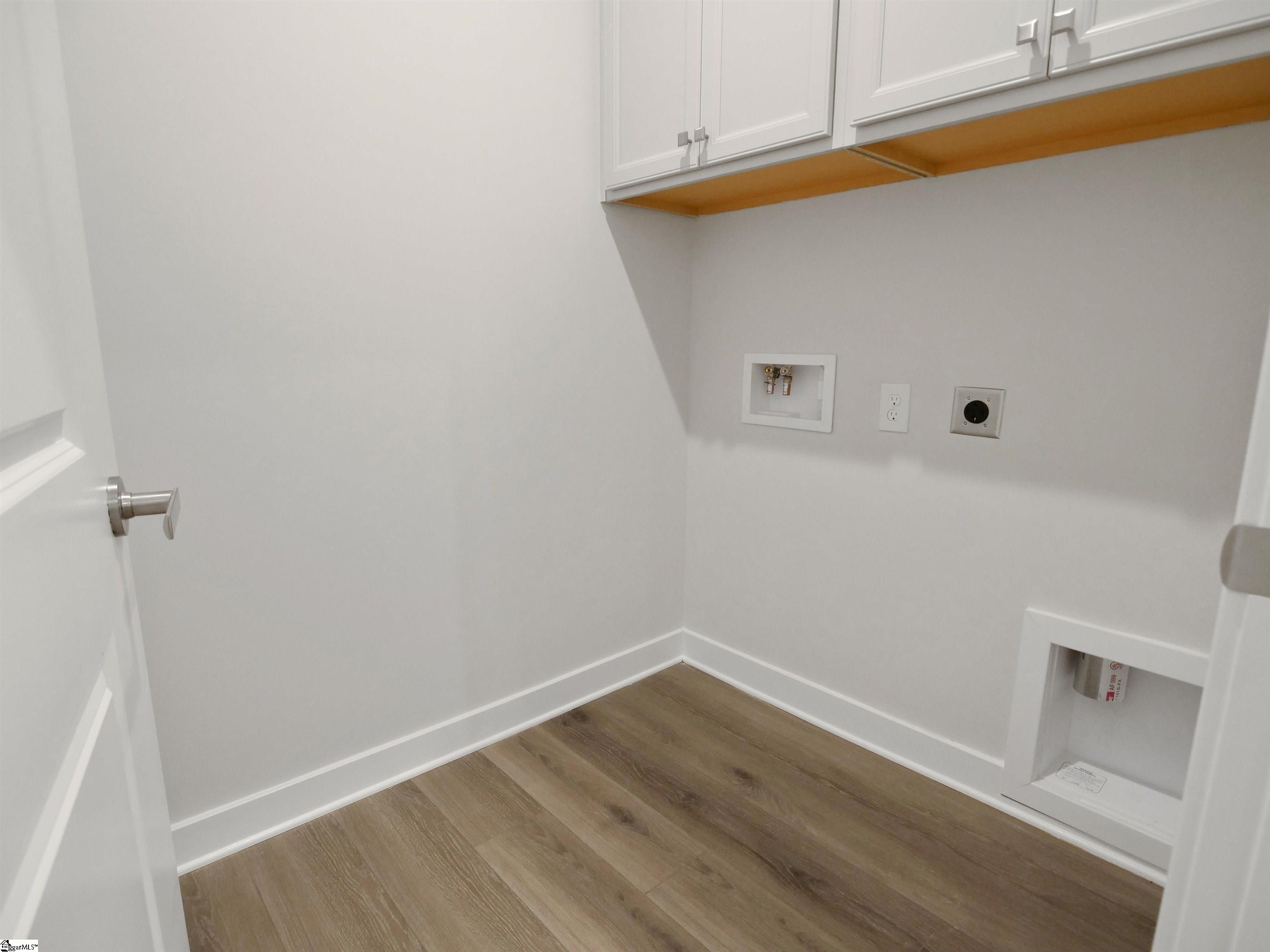 1597547 Property Photo 9