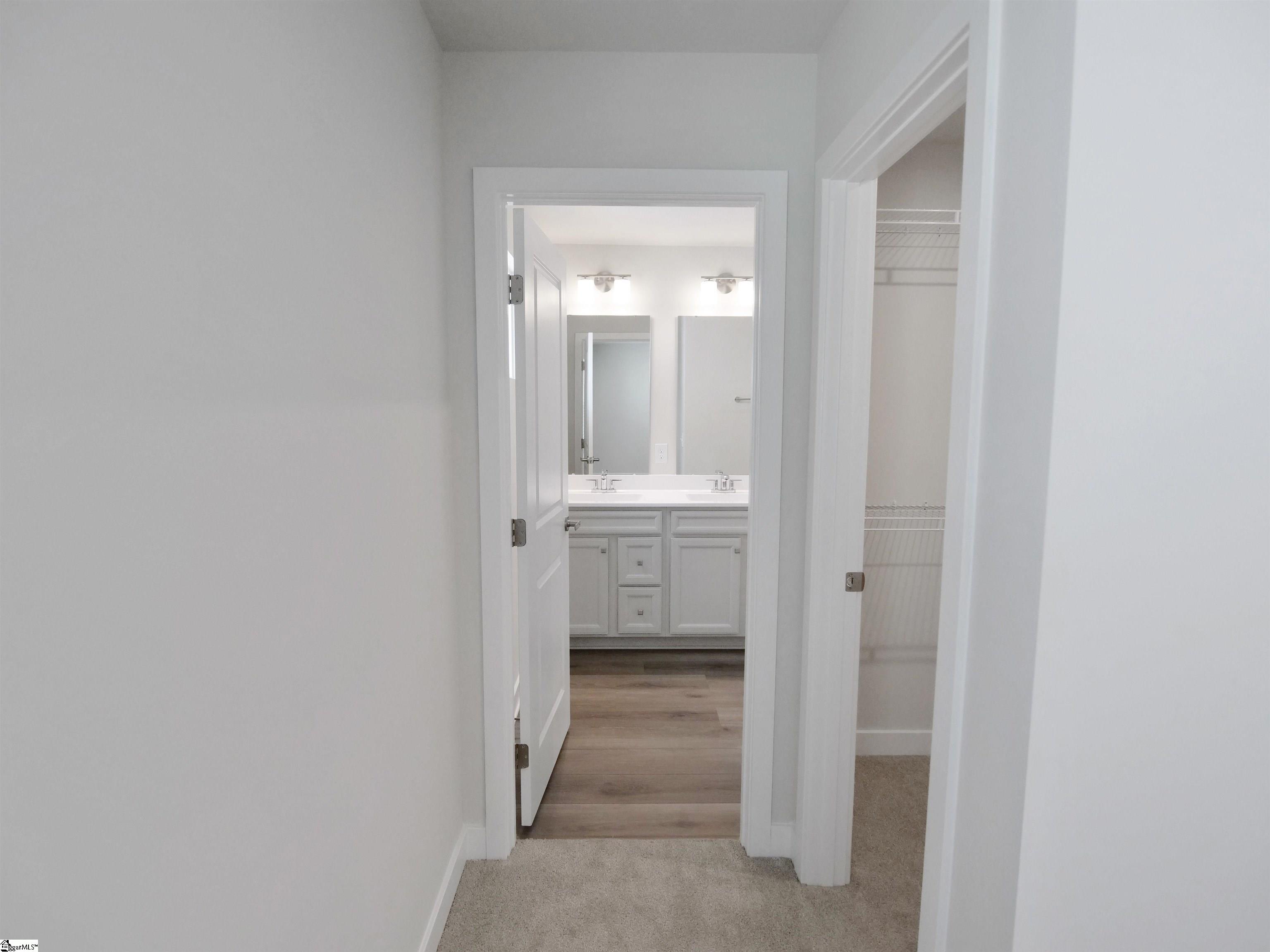1597547 Property Photo 38