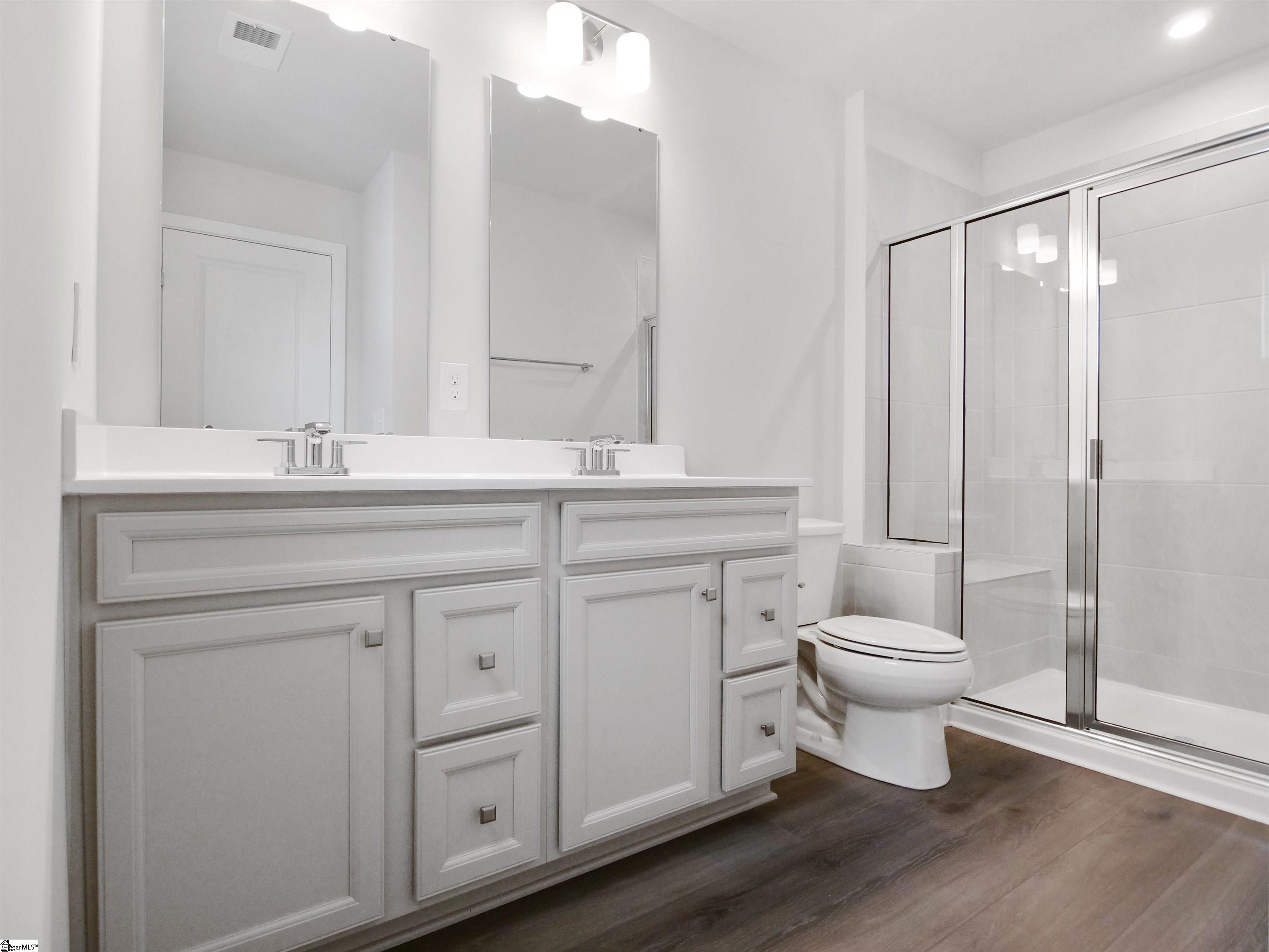 1597547 Property Photo 40