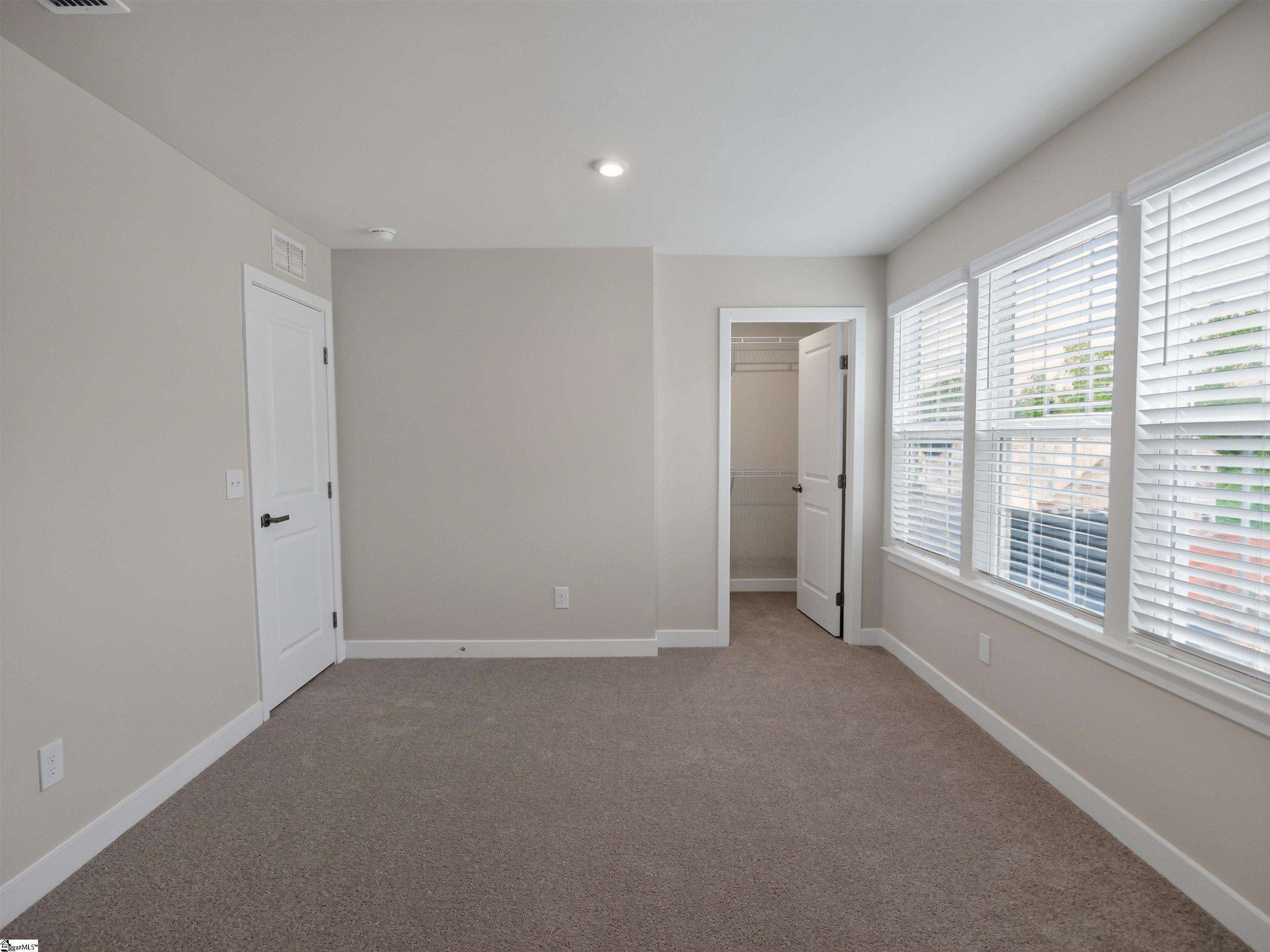 1597547 Property Photo 46