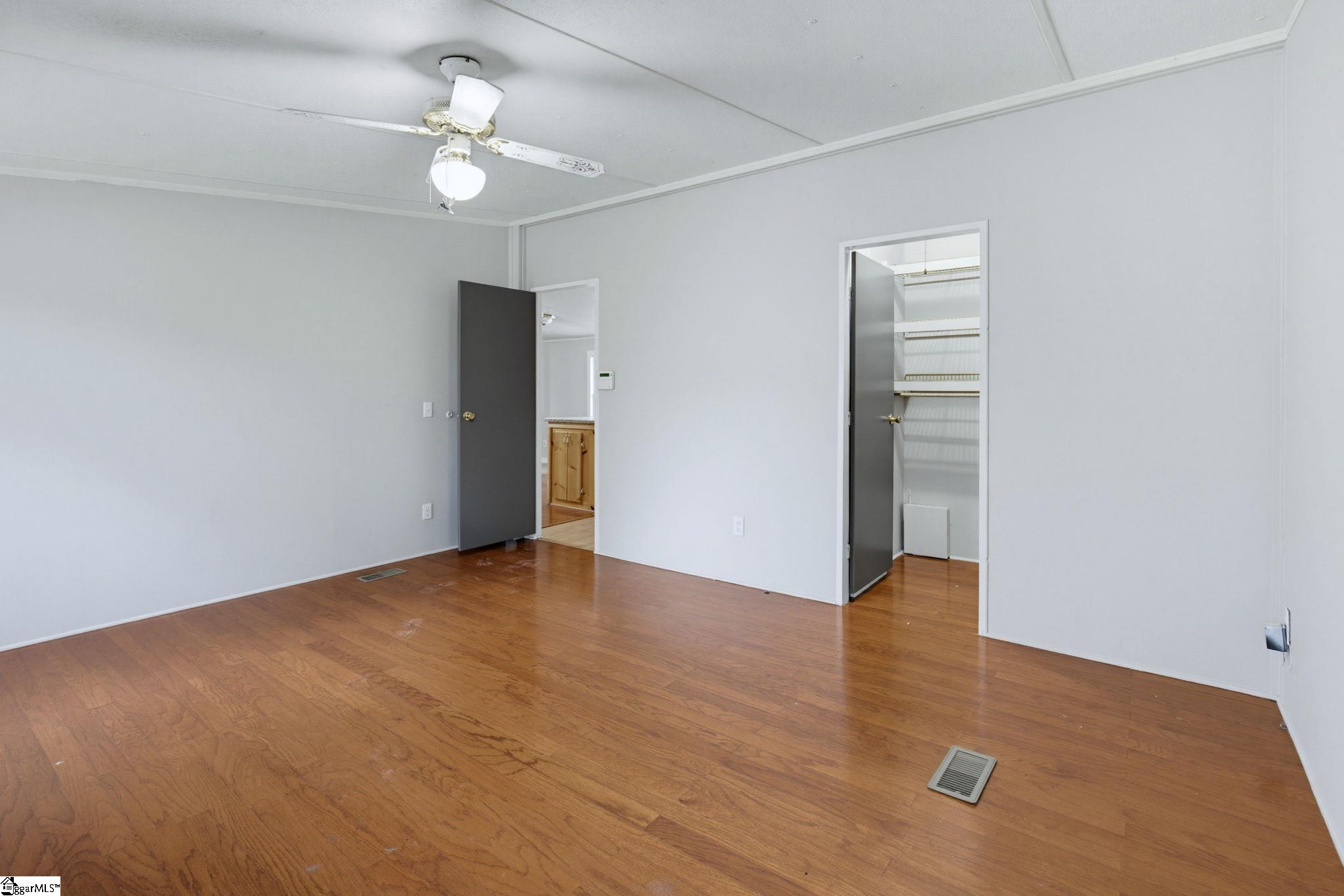 462 Forest Drive Property Photo 29