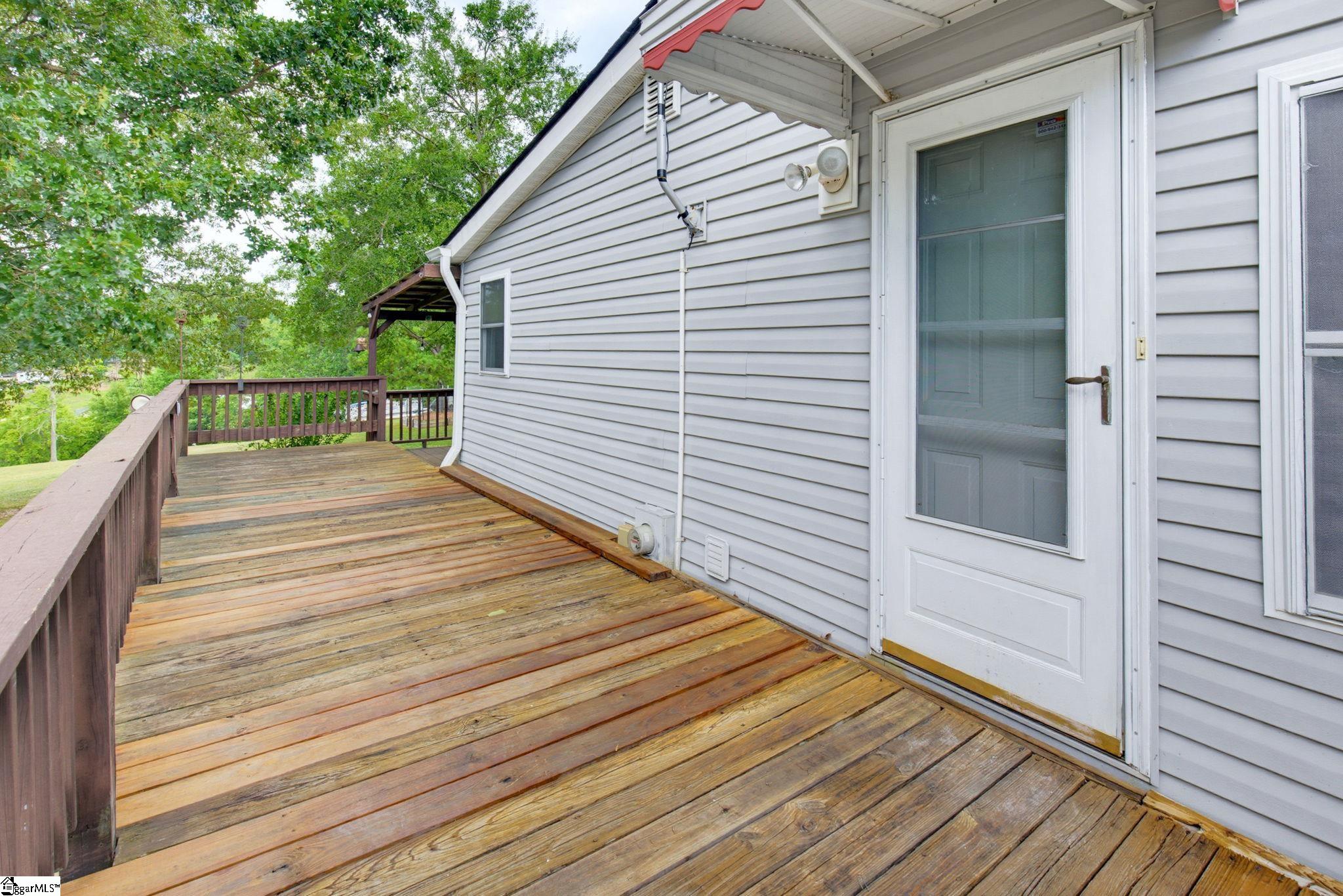 462 Forest Drive Property Photo 37