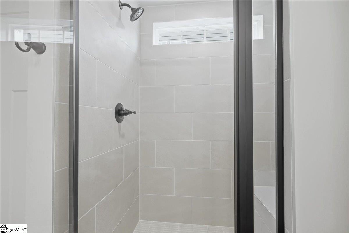 18 Long Branch Court Property Photo 17