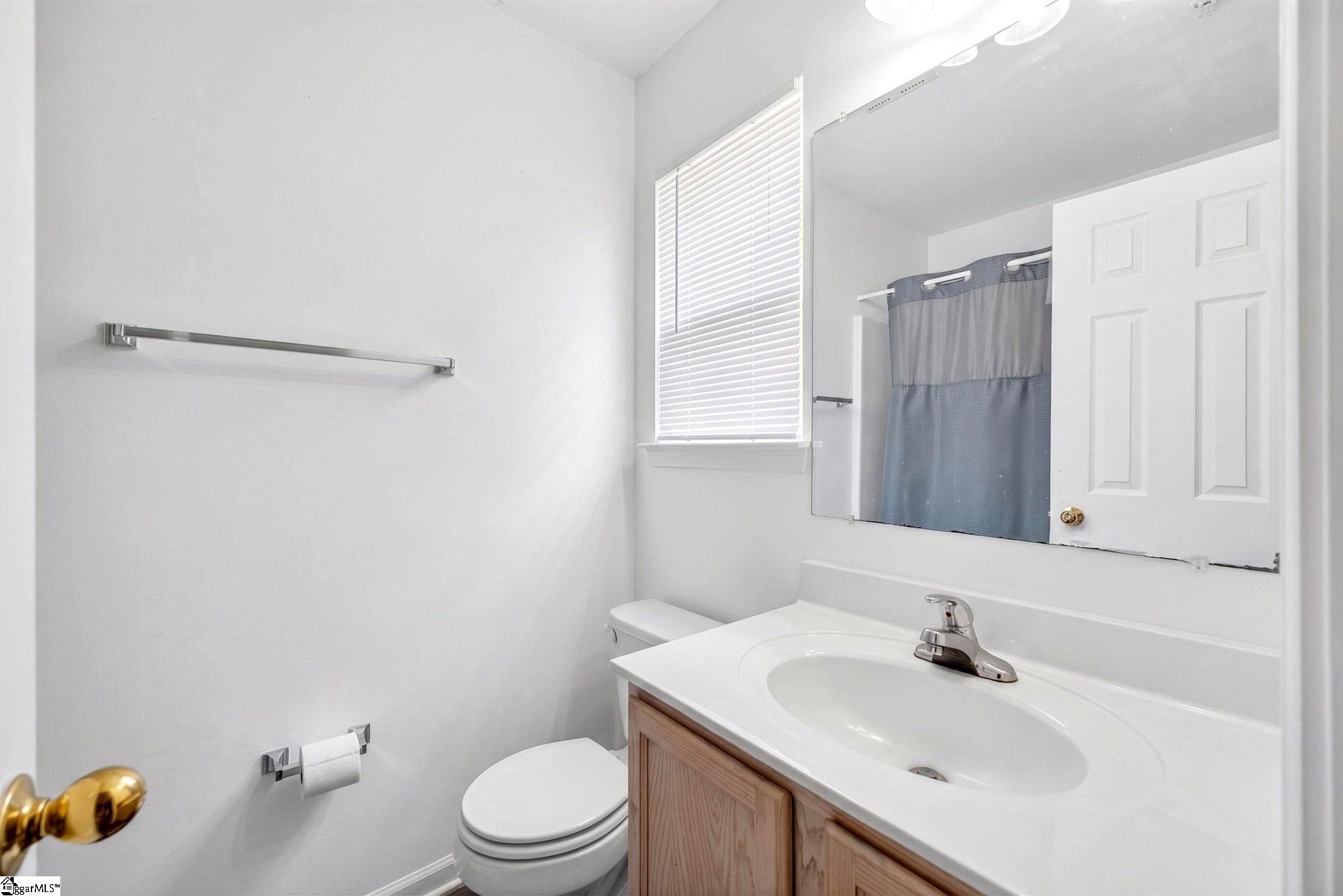 215e Campus Drive Property Photo 14