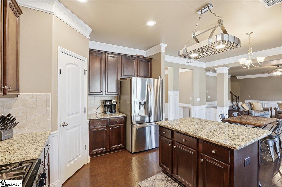405 Shafer Court Property Photo 10