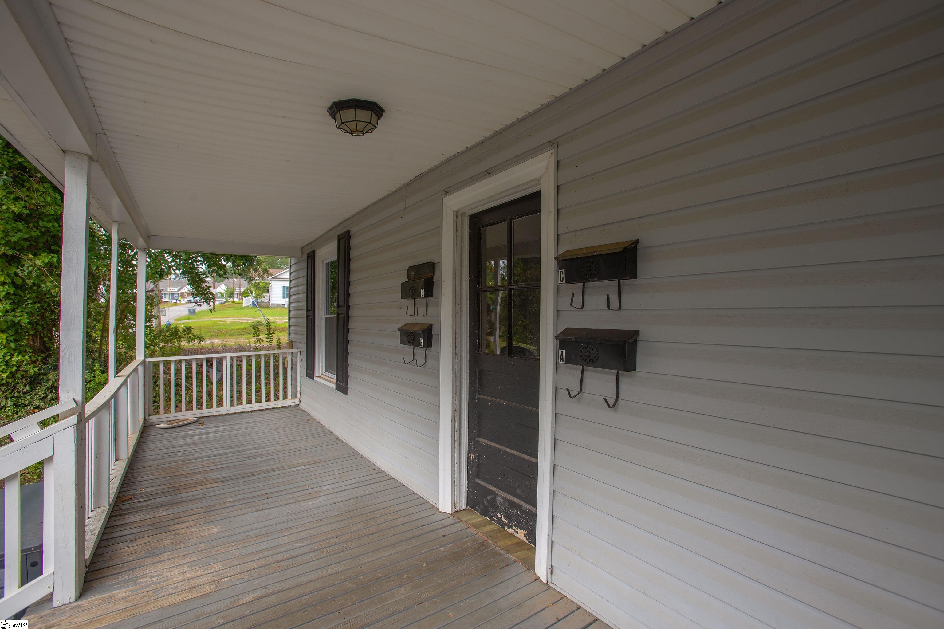 156 Garrett Street Property Photo 2