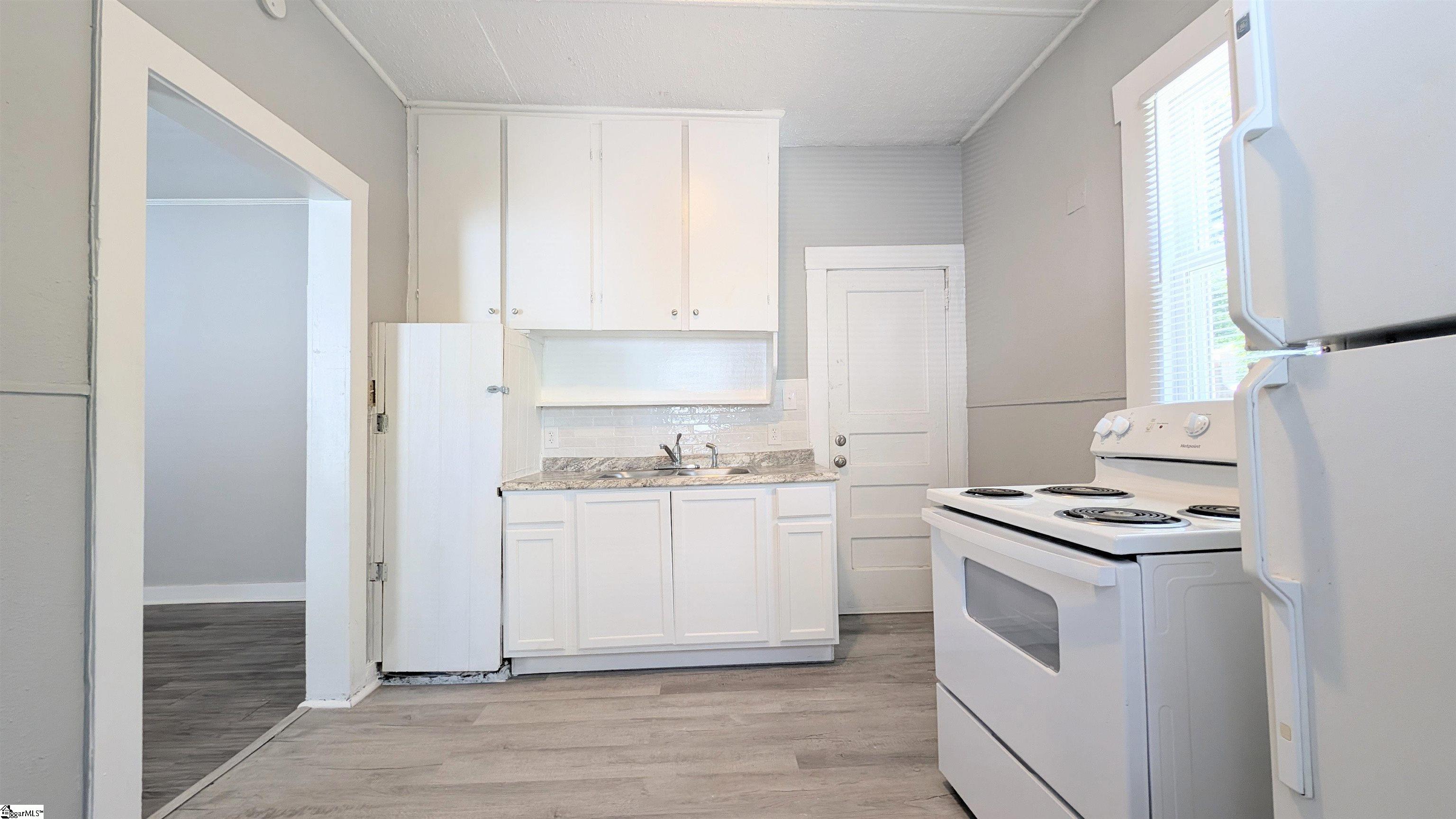 156 Garrett Street Property Photo 12