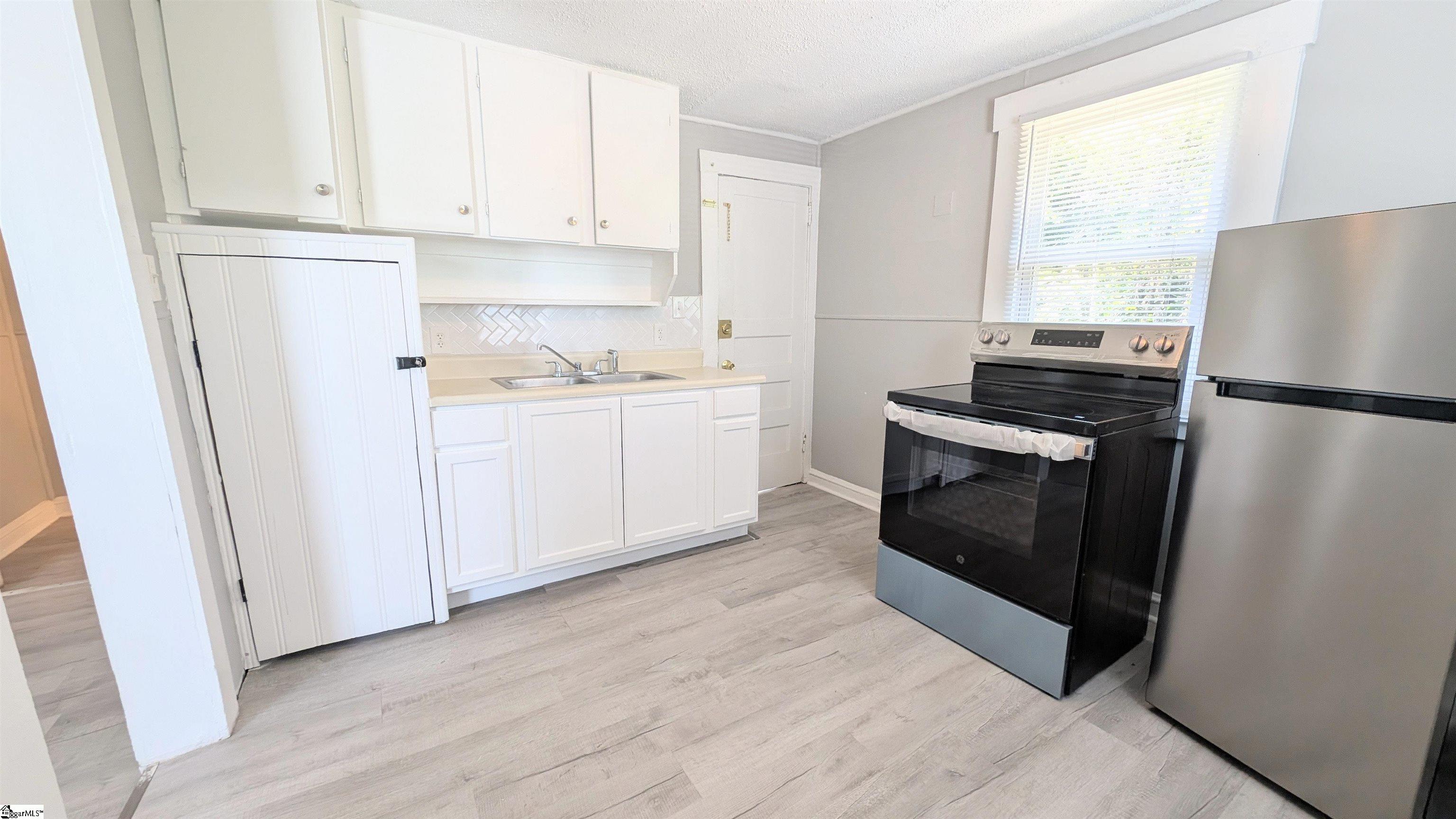 156 Garrett Street Property Photo 19