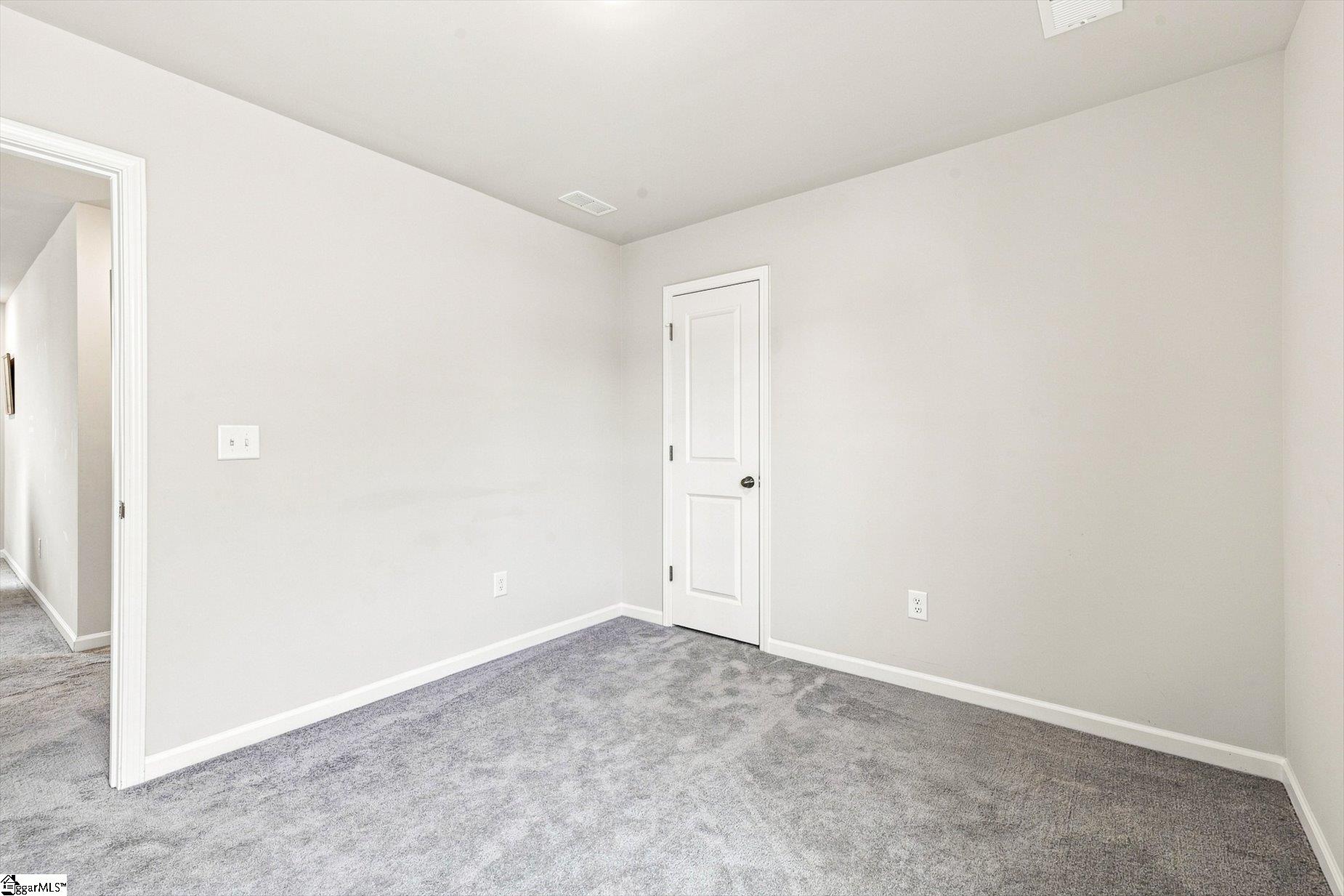 216 Wintersweet Way Property Photo 32