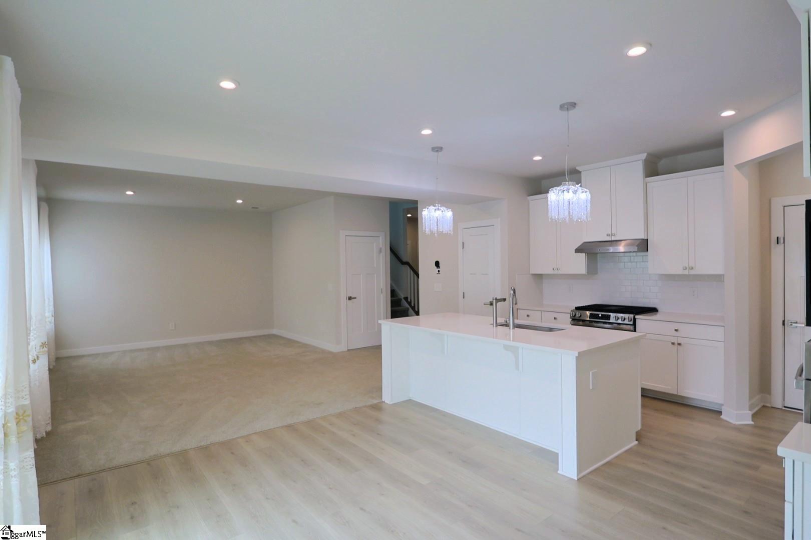 634 Lady Fern Drive Property Photo 9
