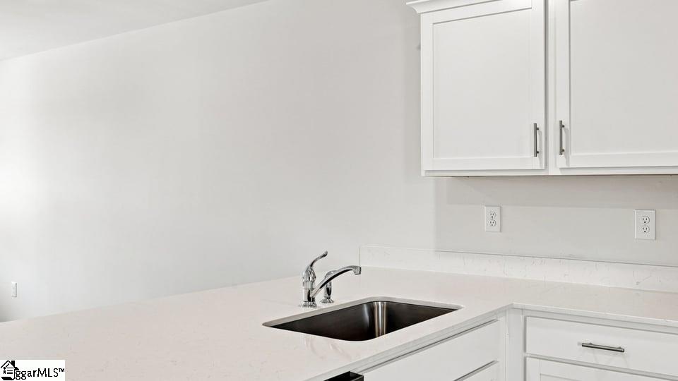 721 Longton Street Property Photo 12