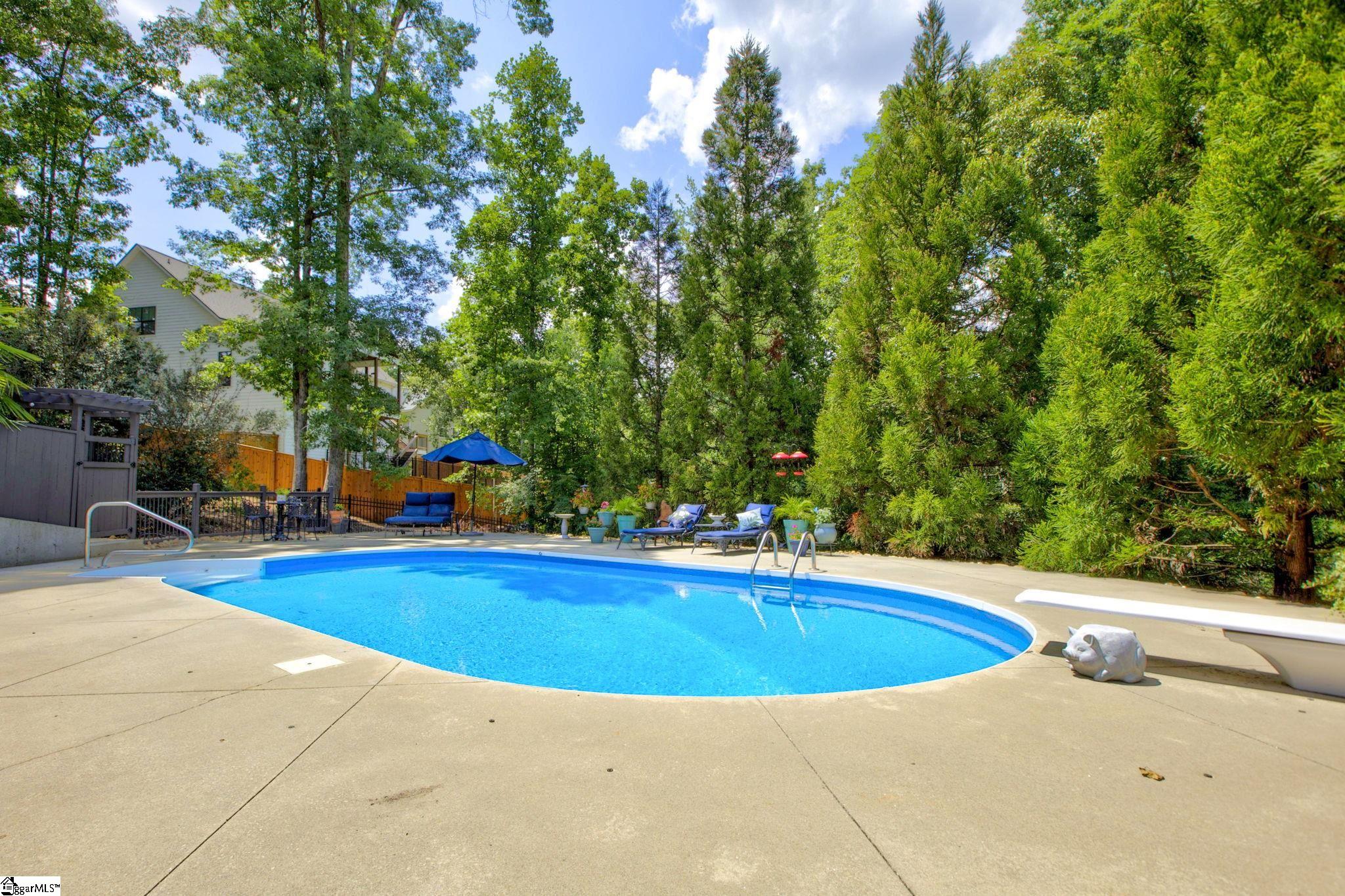 205 Scenic River Way Property Photo 7