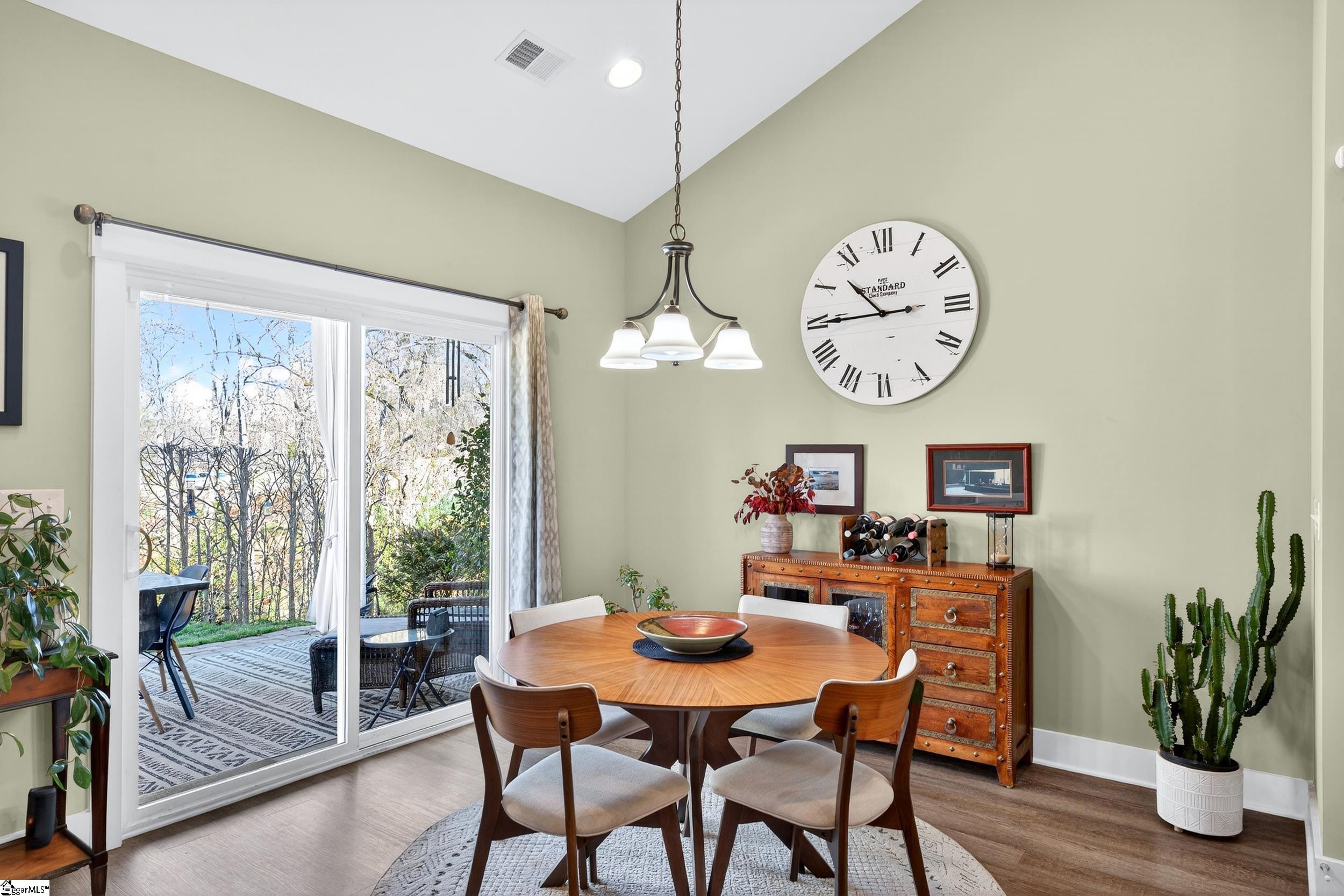 402 Vestry Place Property Photo 19
