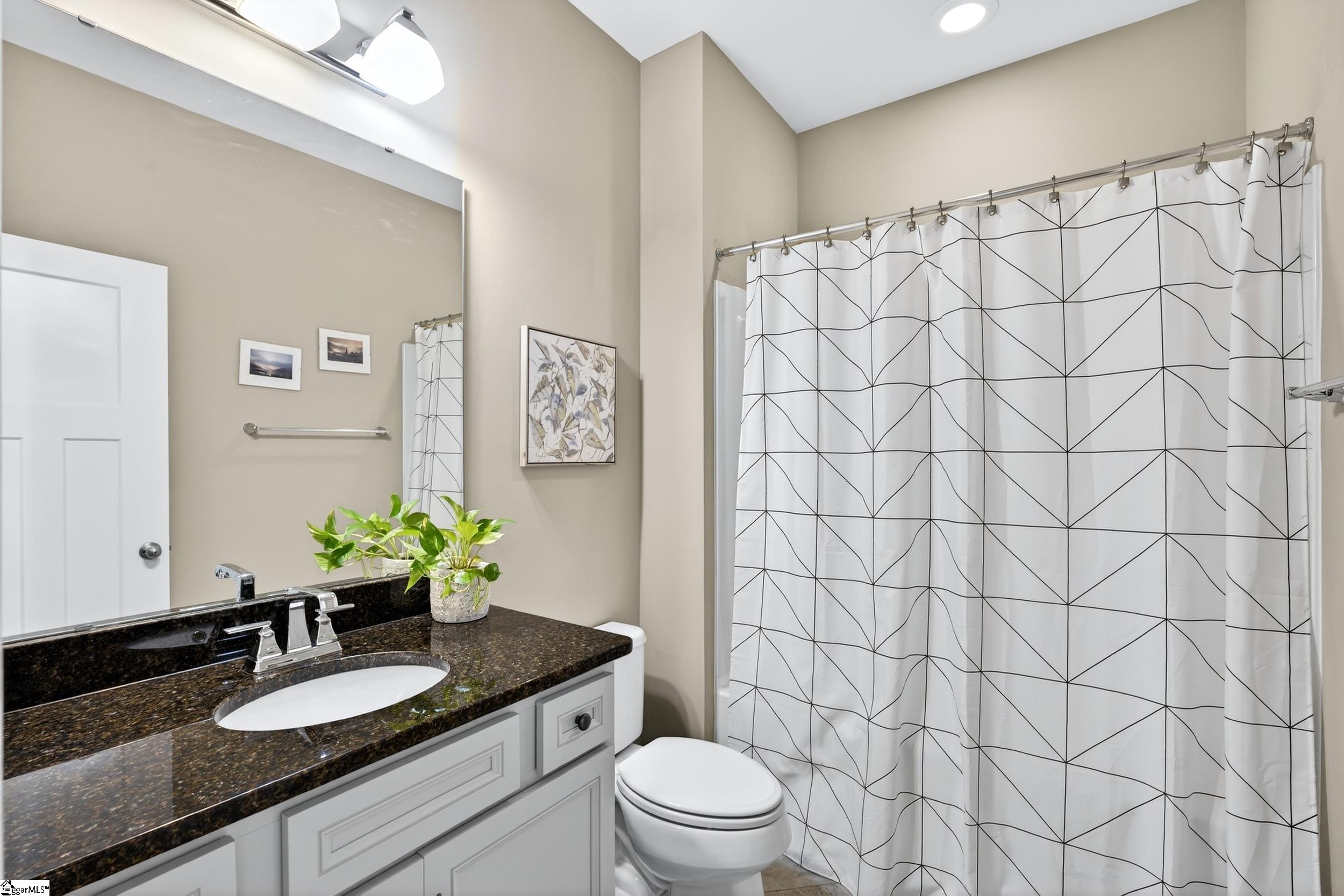 402 Vestry Place Property Photo 31