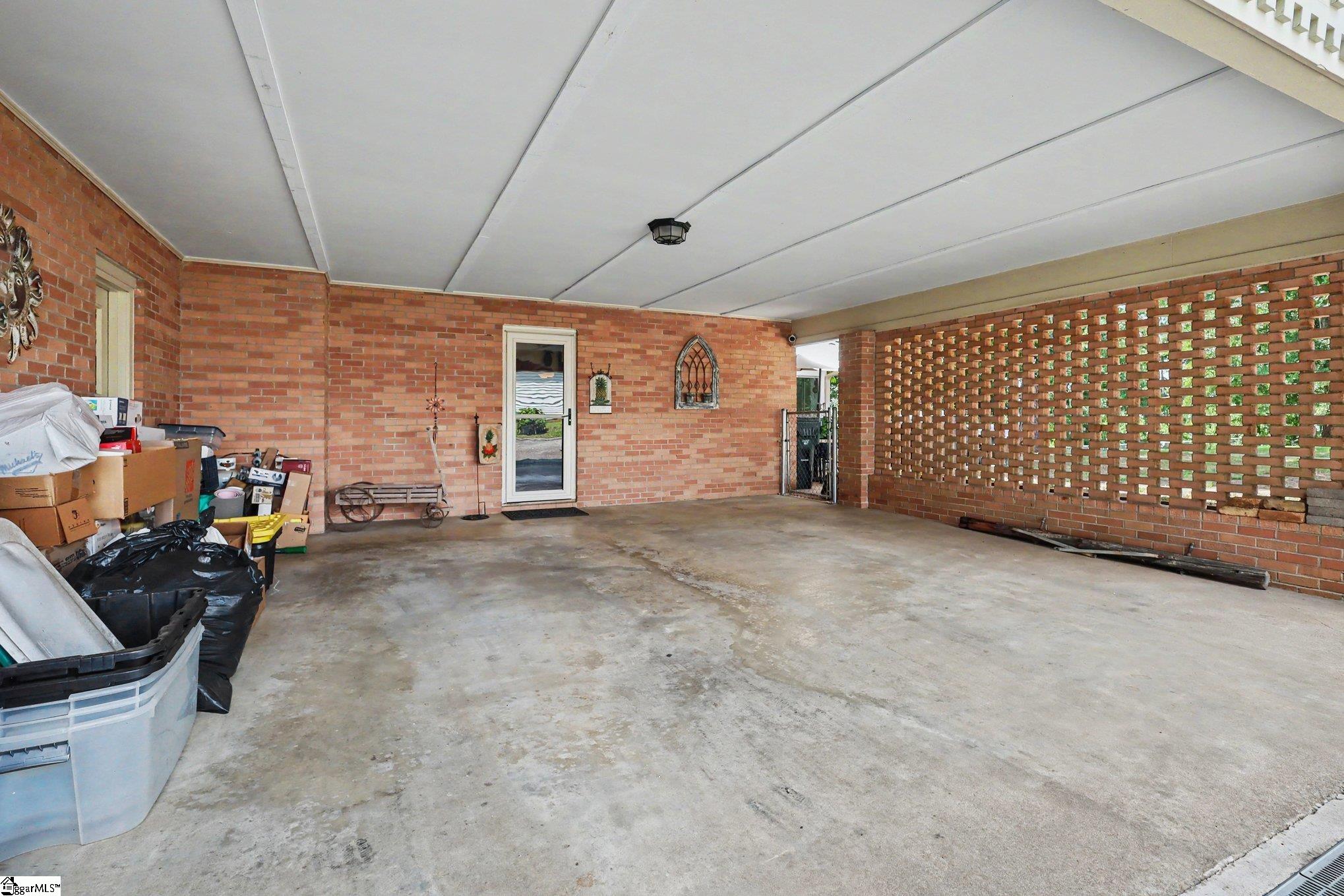 1095 Alexander Road Property Photo 29