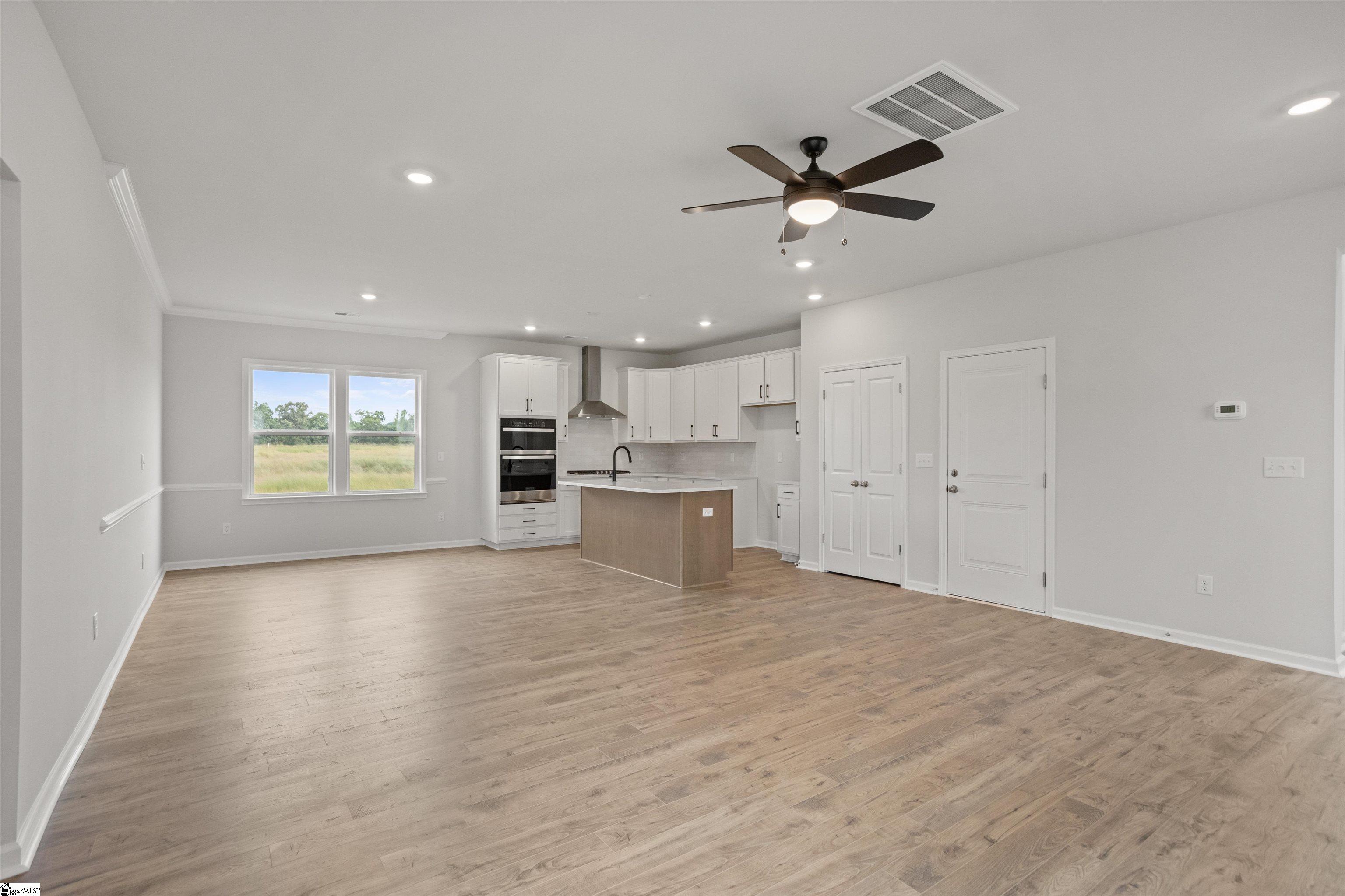 468 Sweetbay Drive Property Photo 8