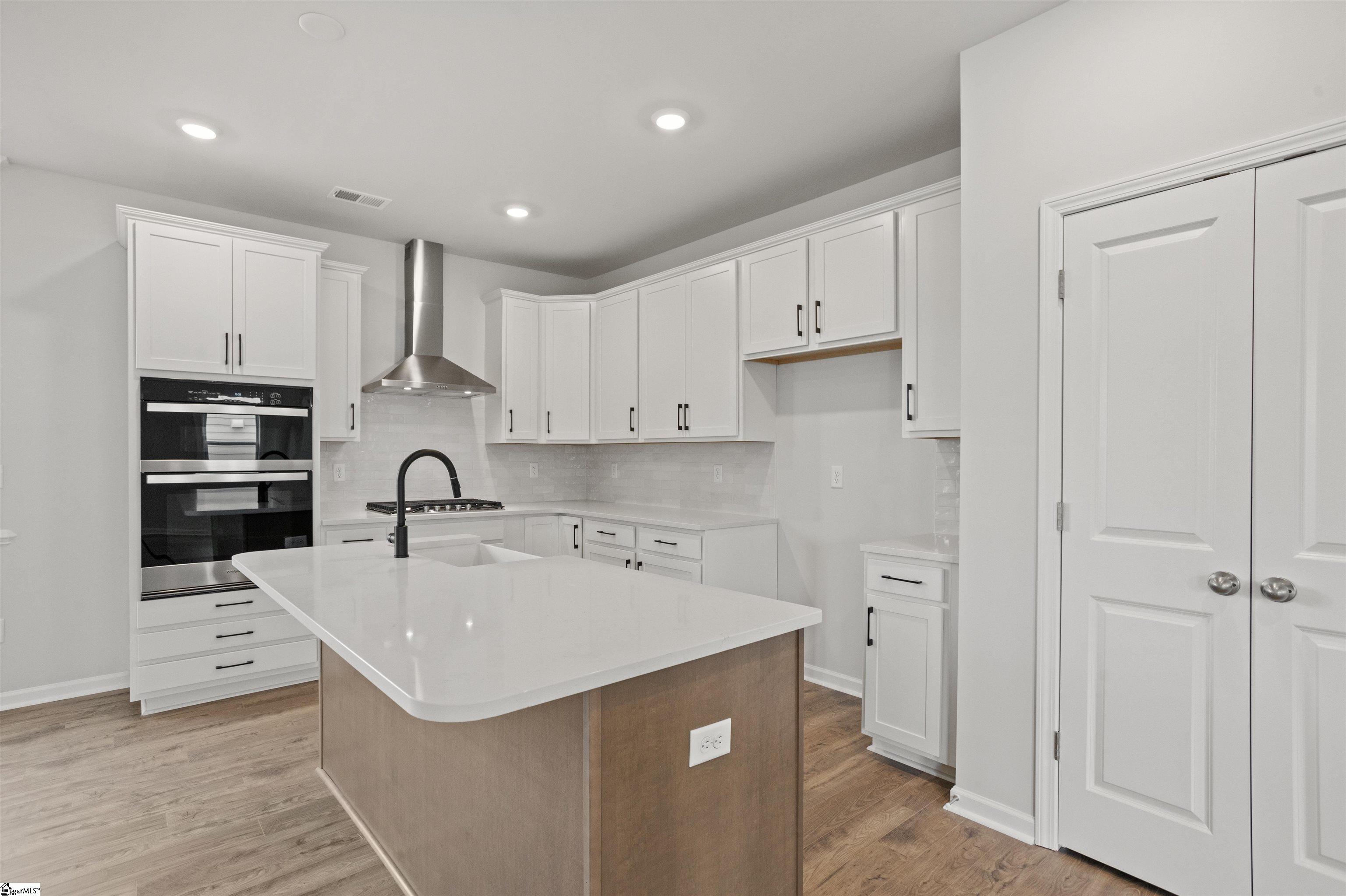 468 Sweetbay Drive Property Photo 11