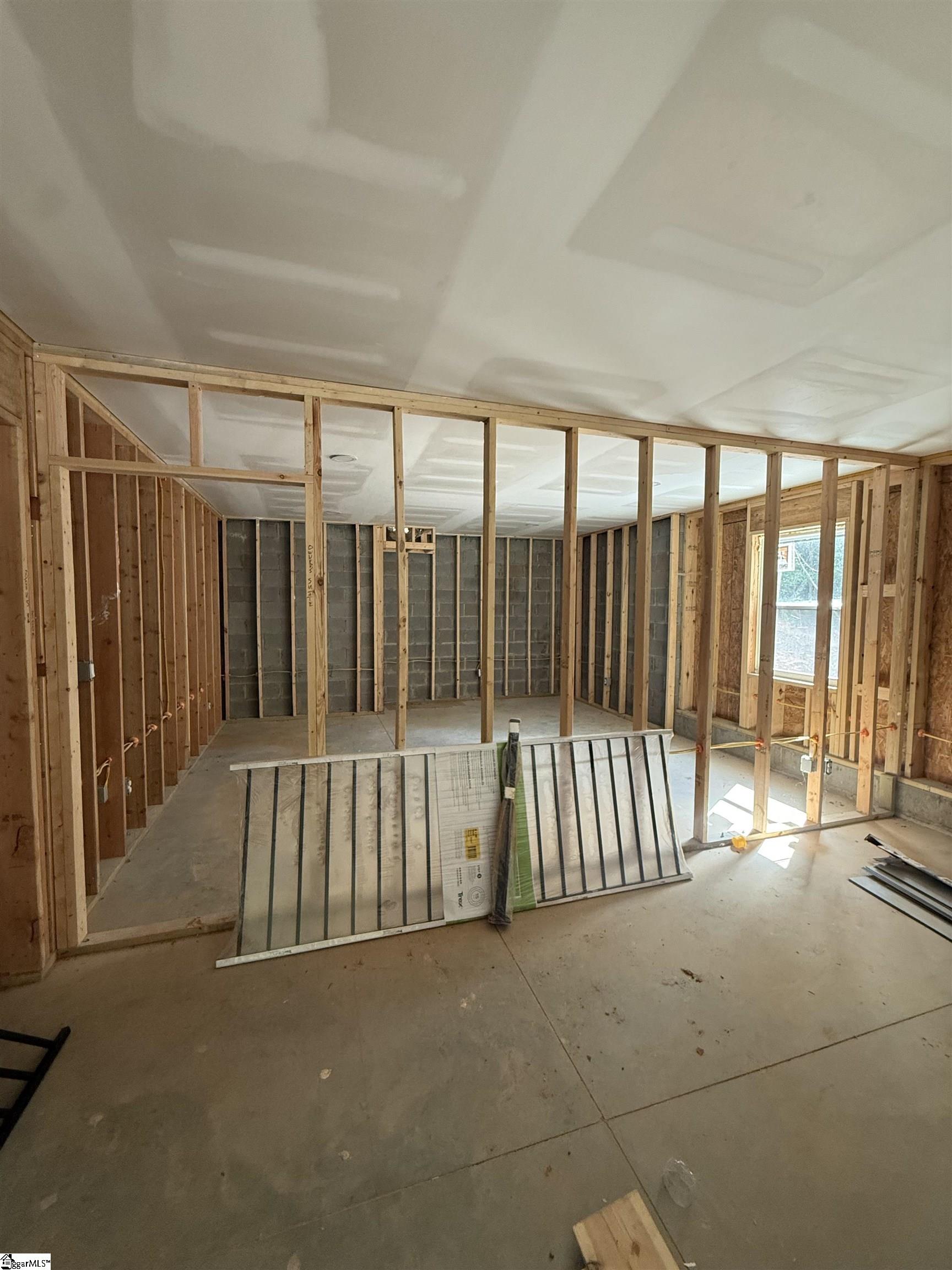 210 Stanley Drive Property Photo 21