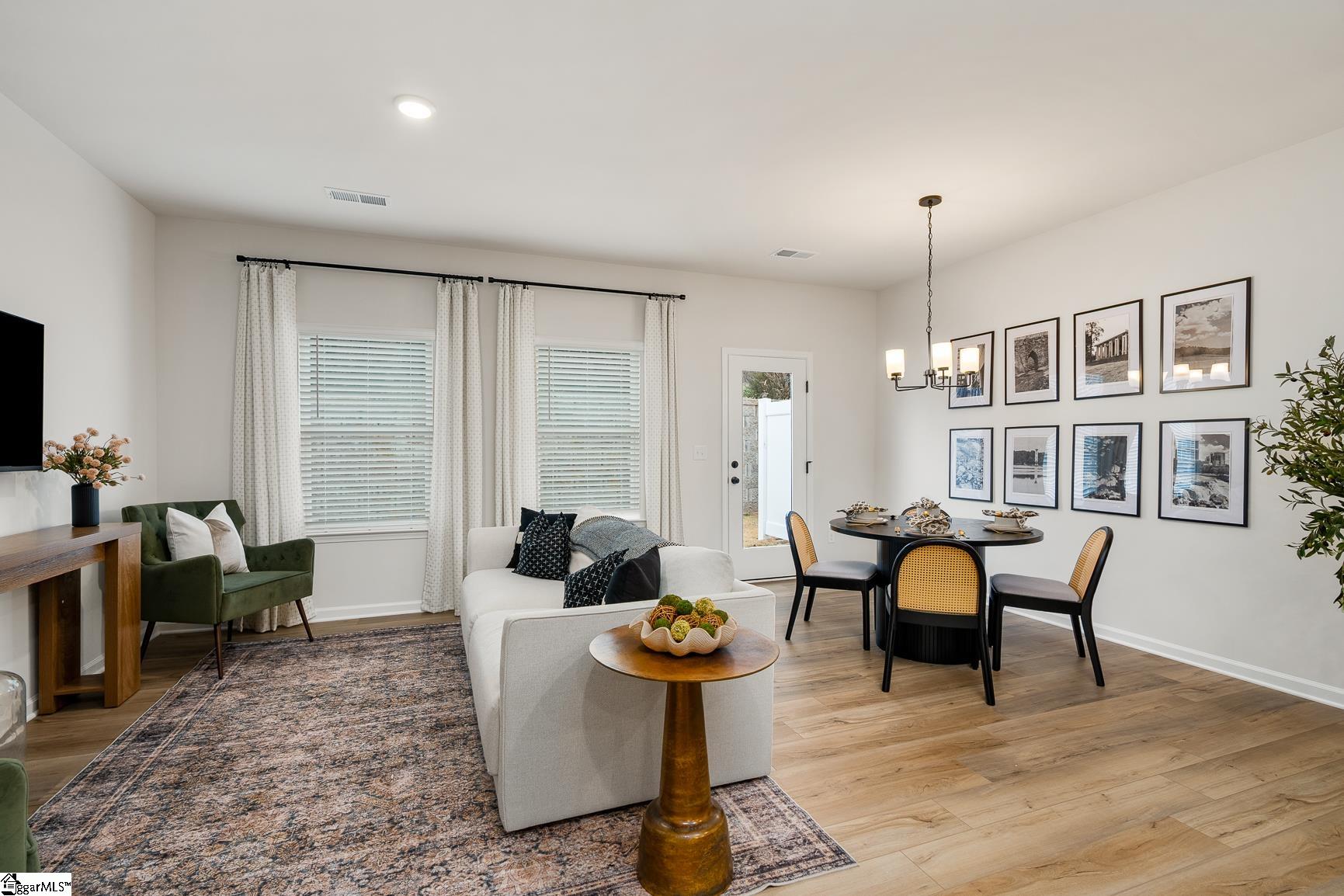 9 Lone Cypress Street Property Photo 4