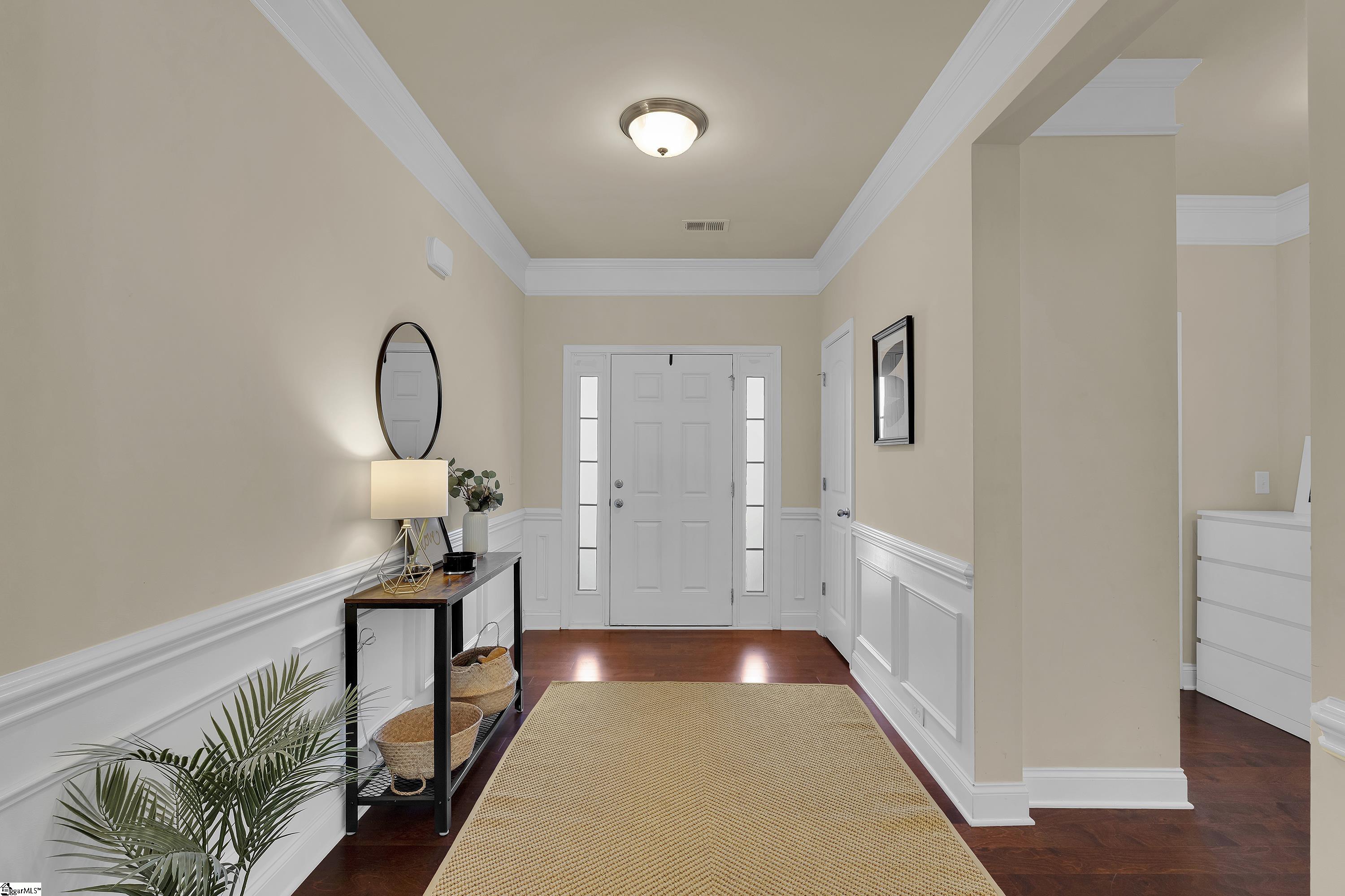 207 Santa Ana Way Property Photo 4
