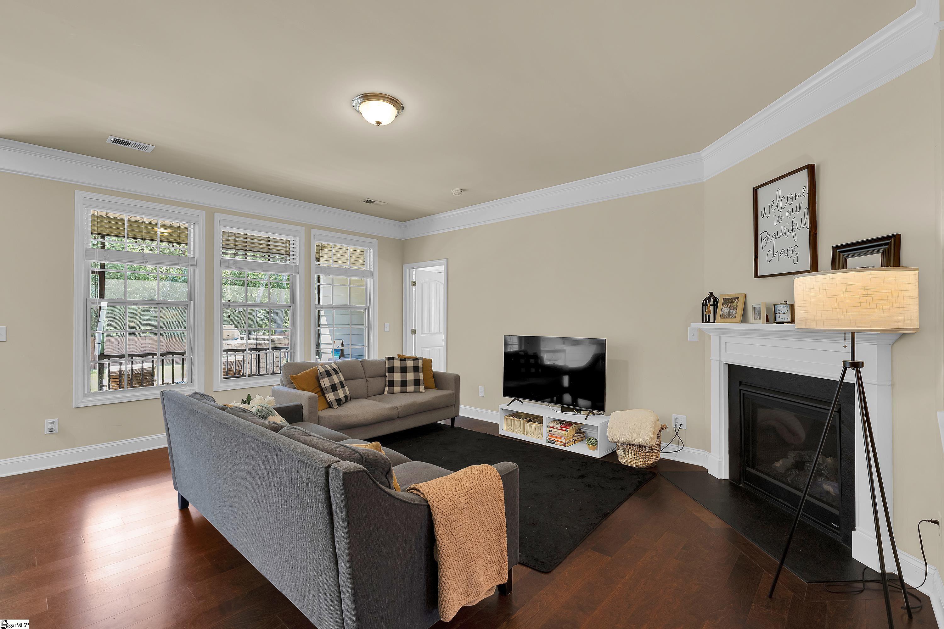 207 Santa Ana Way Property Photo 6
