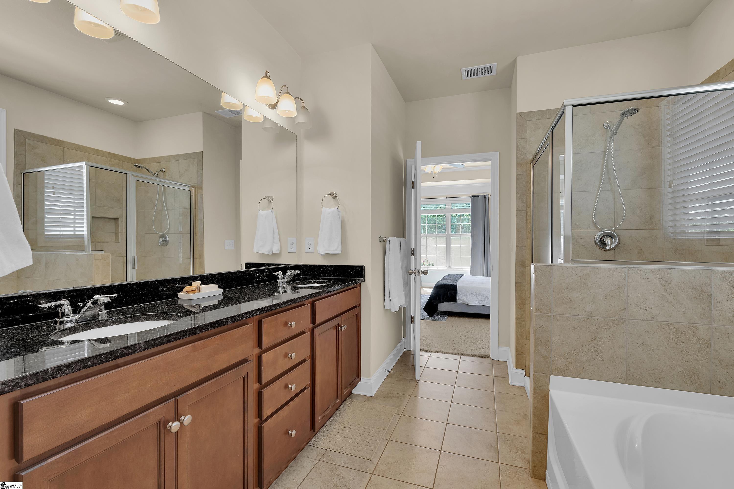 207 Santa Ana Way Property Photo 13