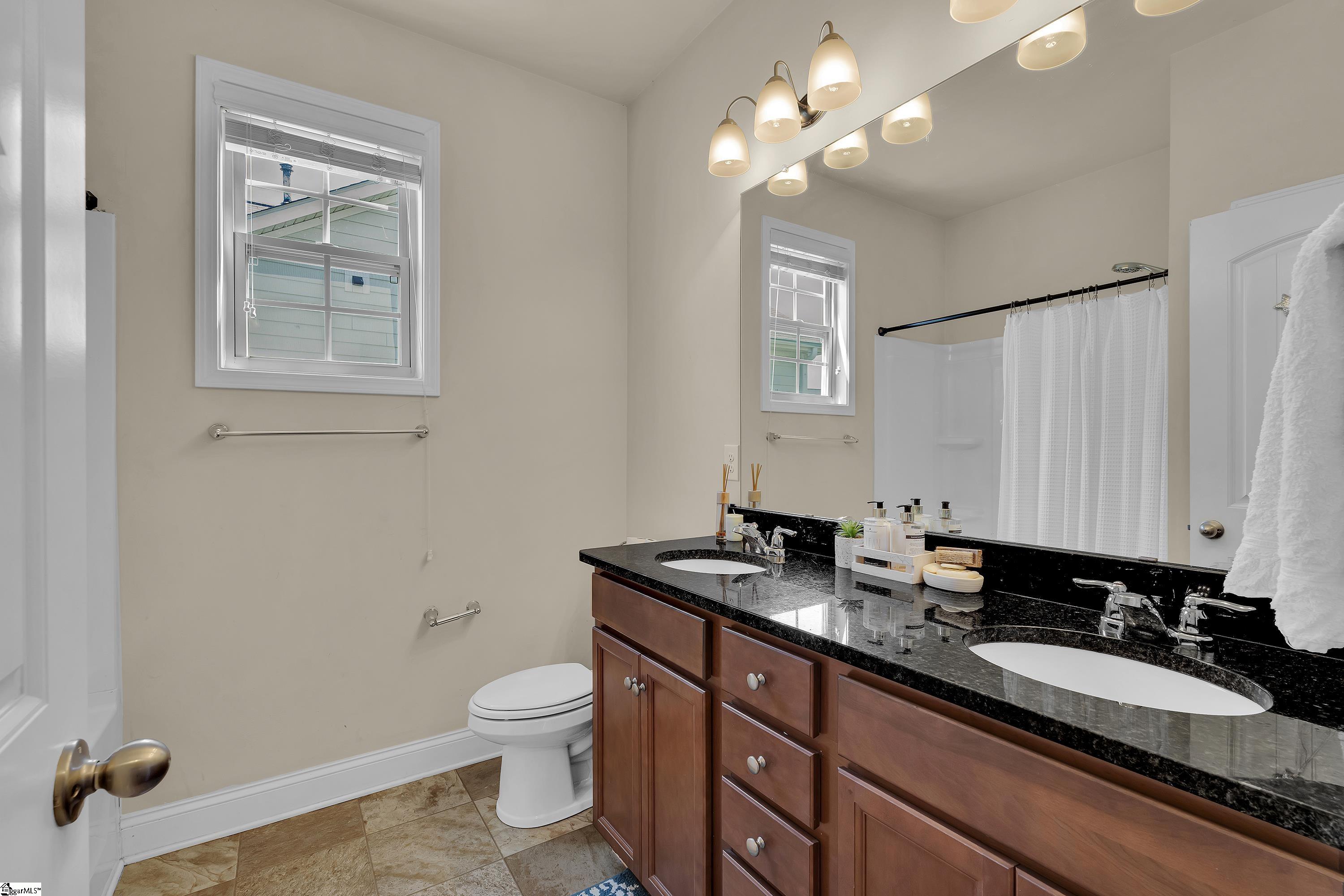 207 Santa Ana Way Property Photo 17