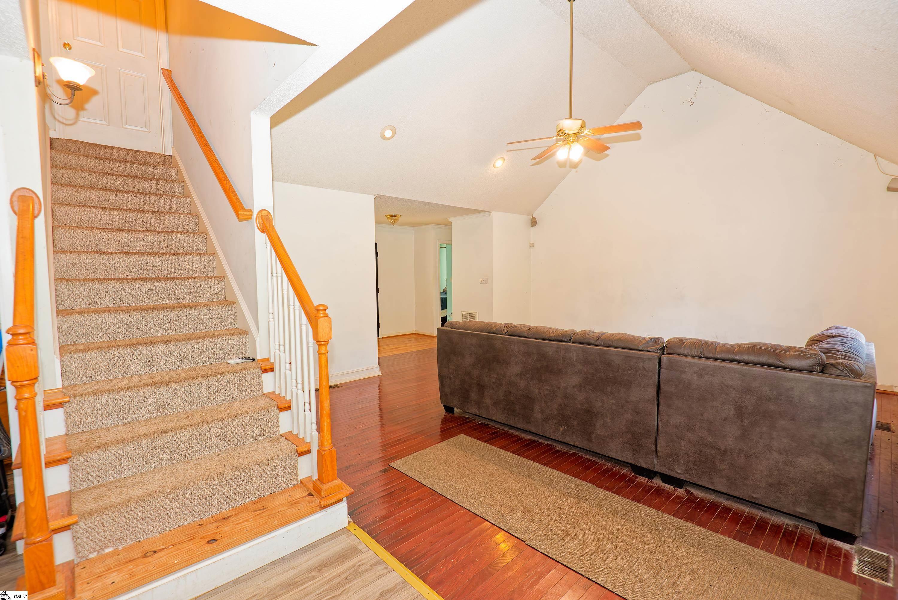 3652 New Cut Road Property Photo 10