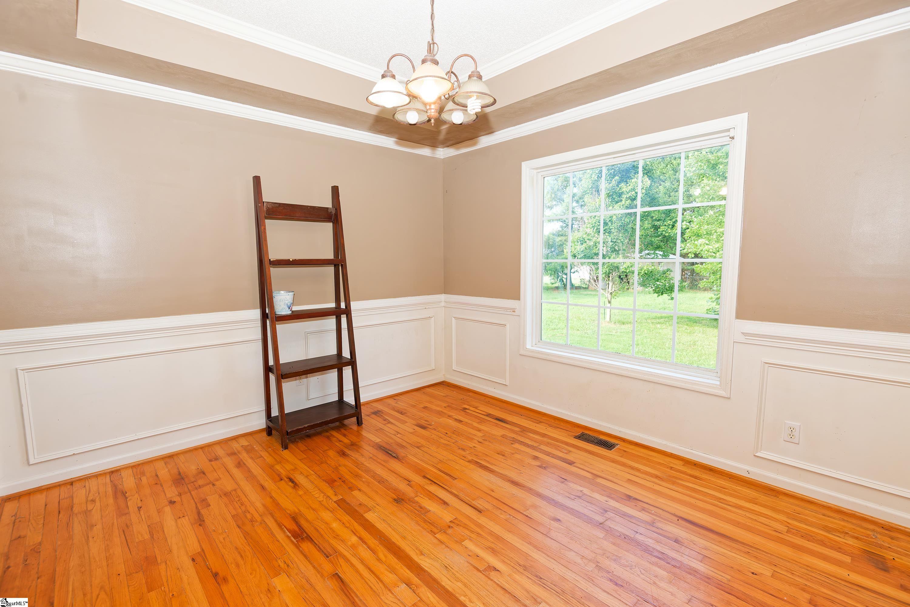3652 New Cut Road Property Photo 16
