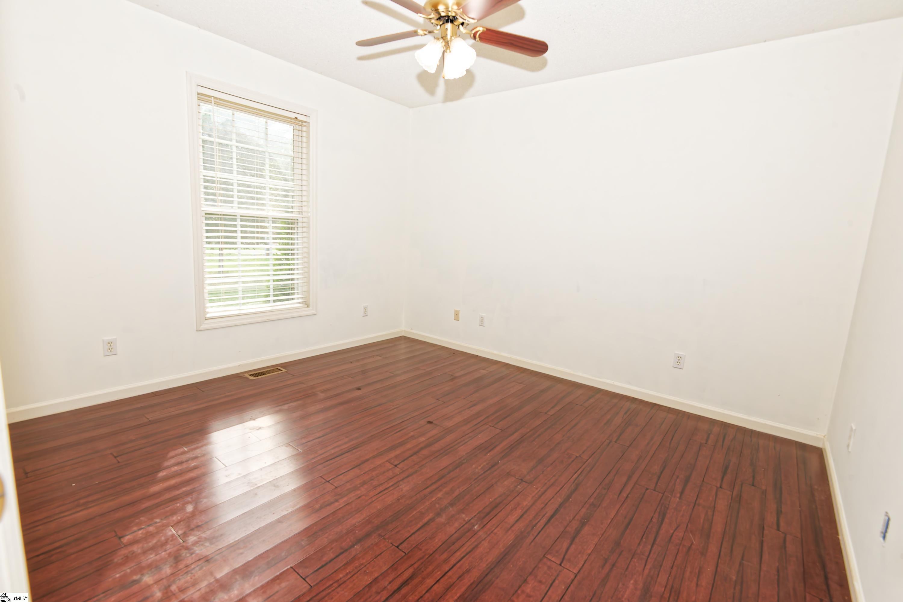 3652 New Cut Road Property Photo 24