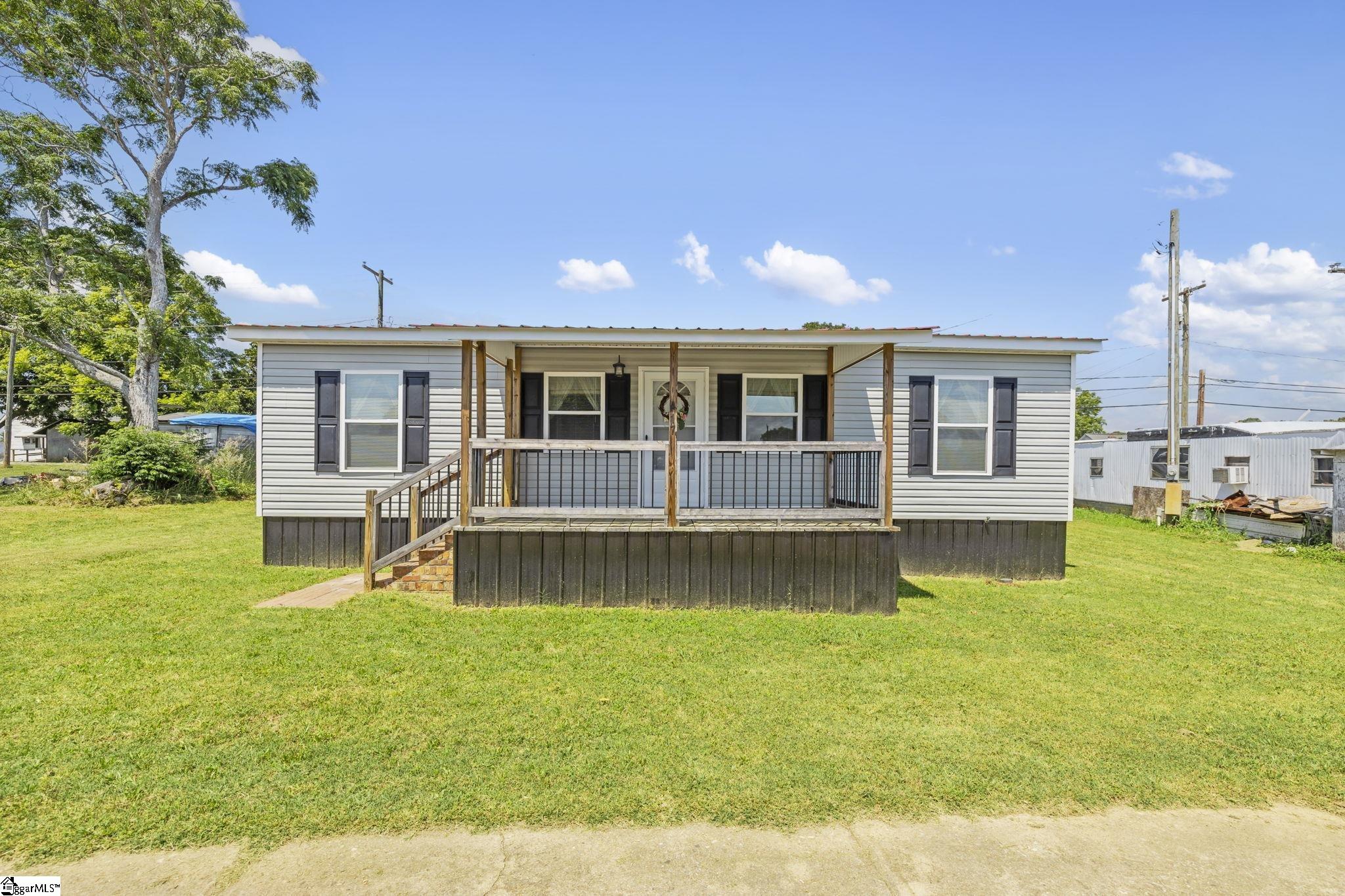 417 Monarch Highway Property Photo 2