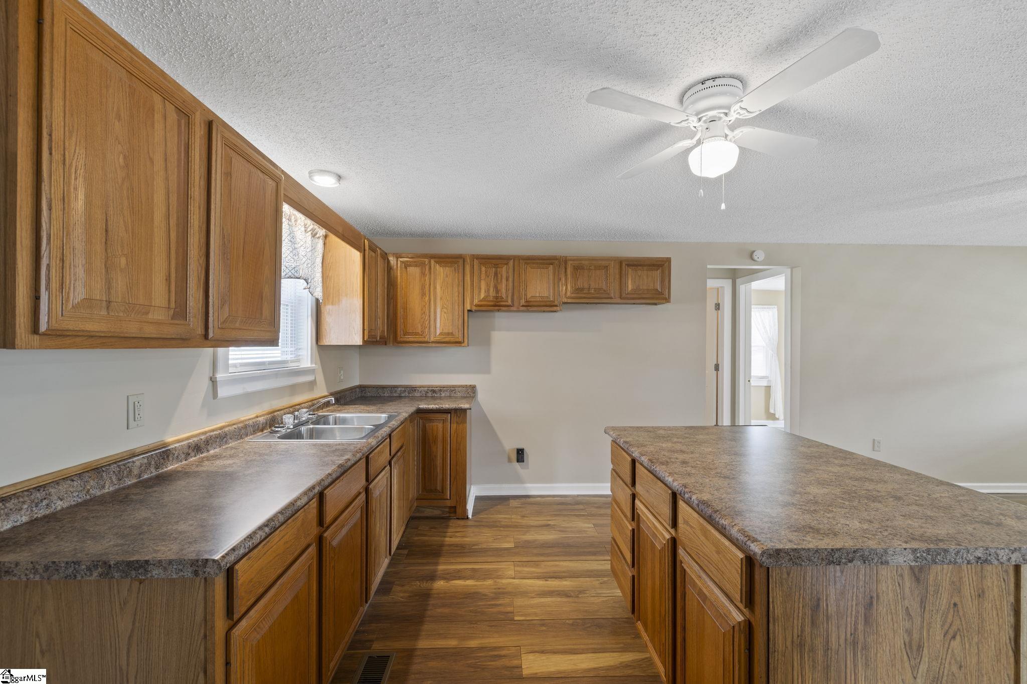 417 Monarch Highway Property Photo 12