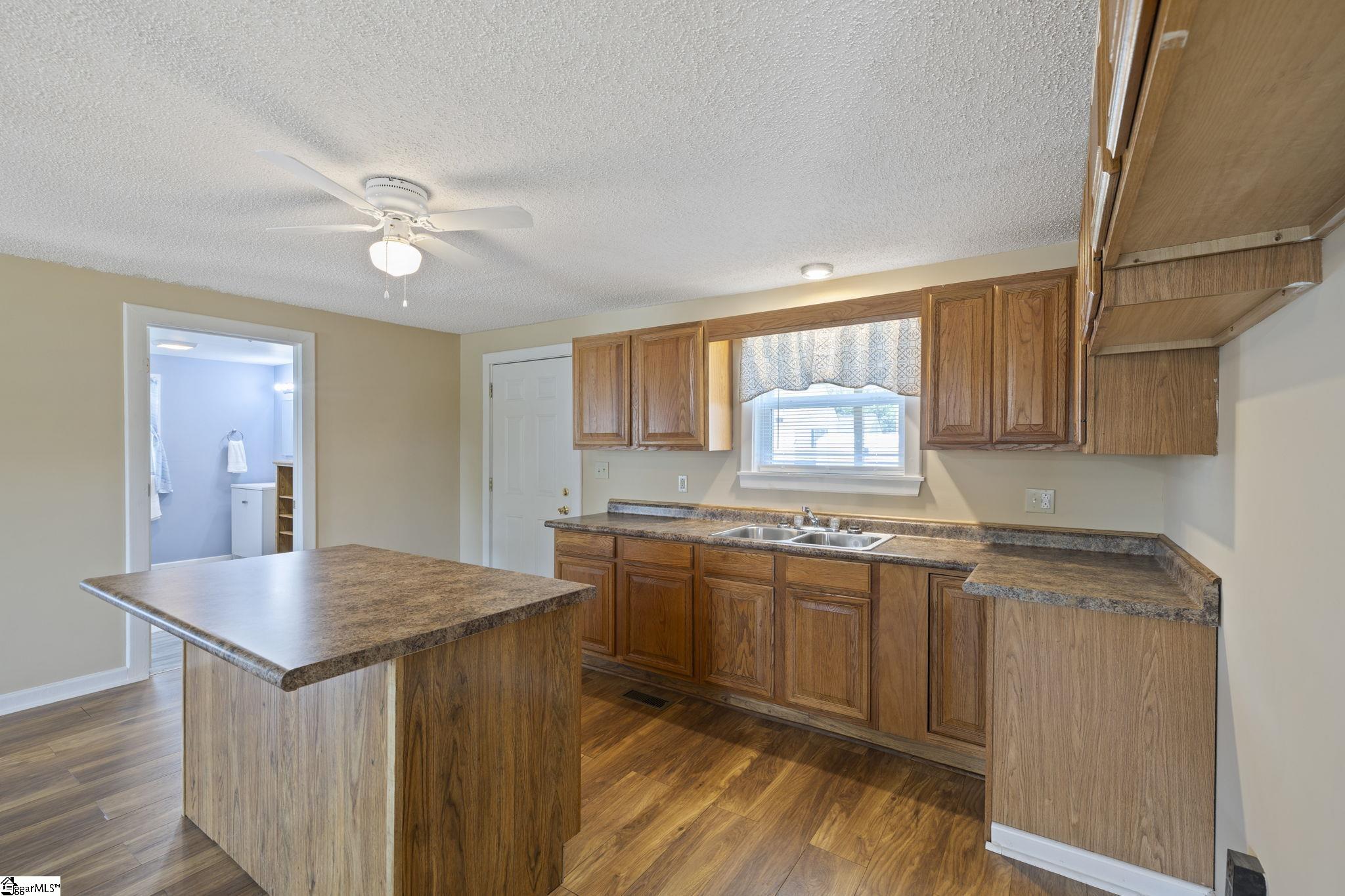 417 Monarch Highway Property Photo 13