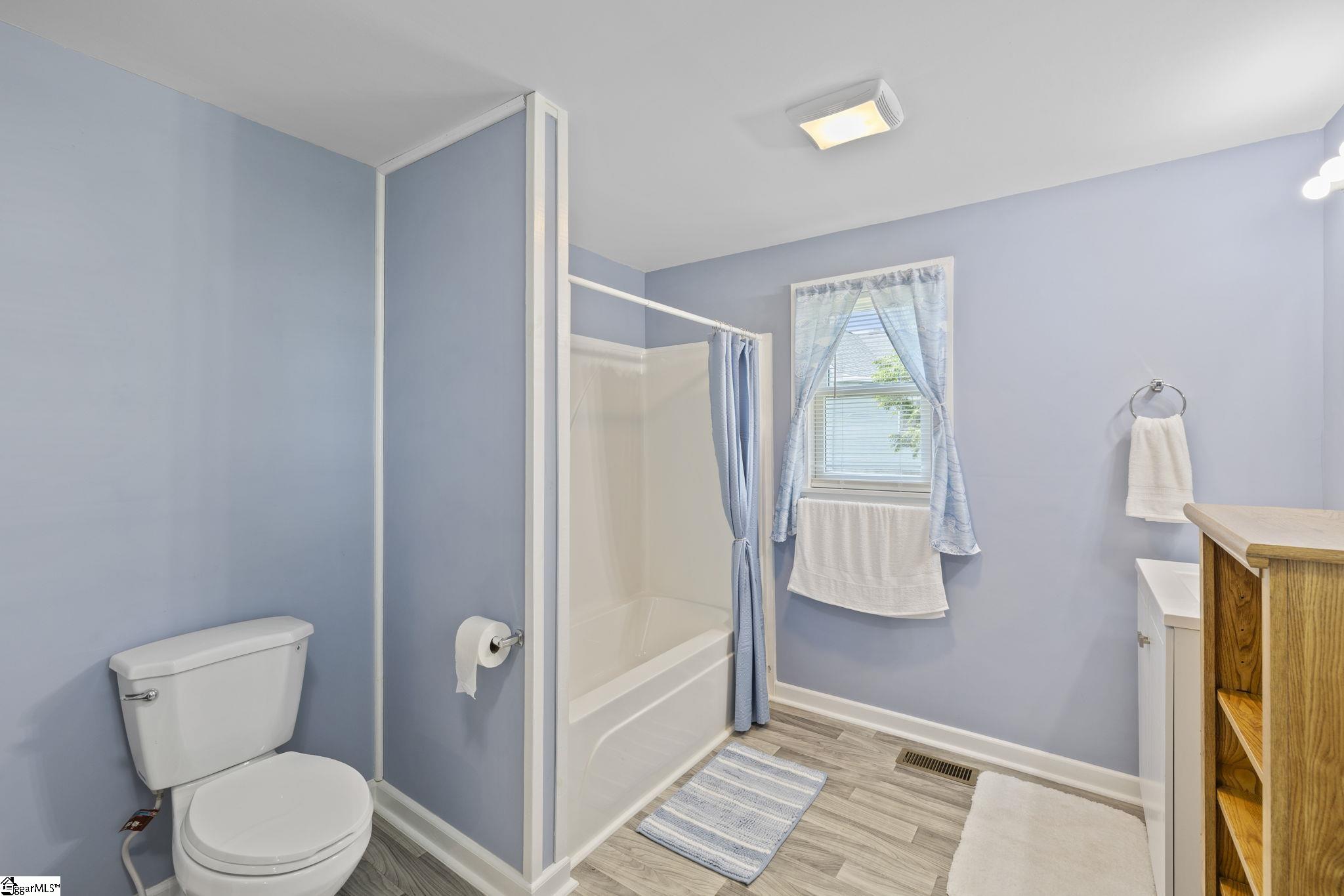 417 Monarch Highway Property Photo 15