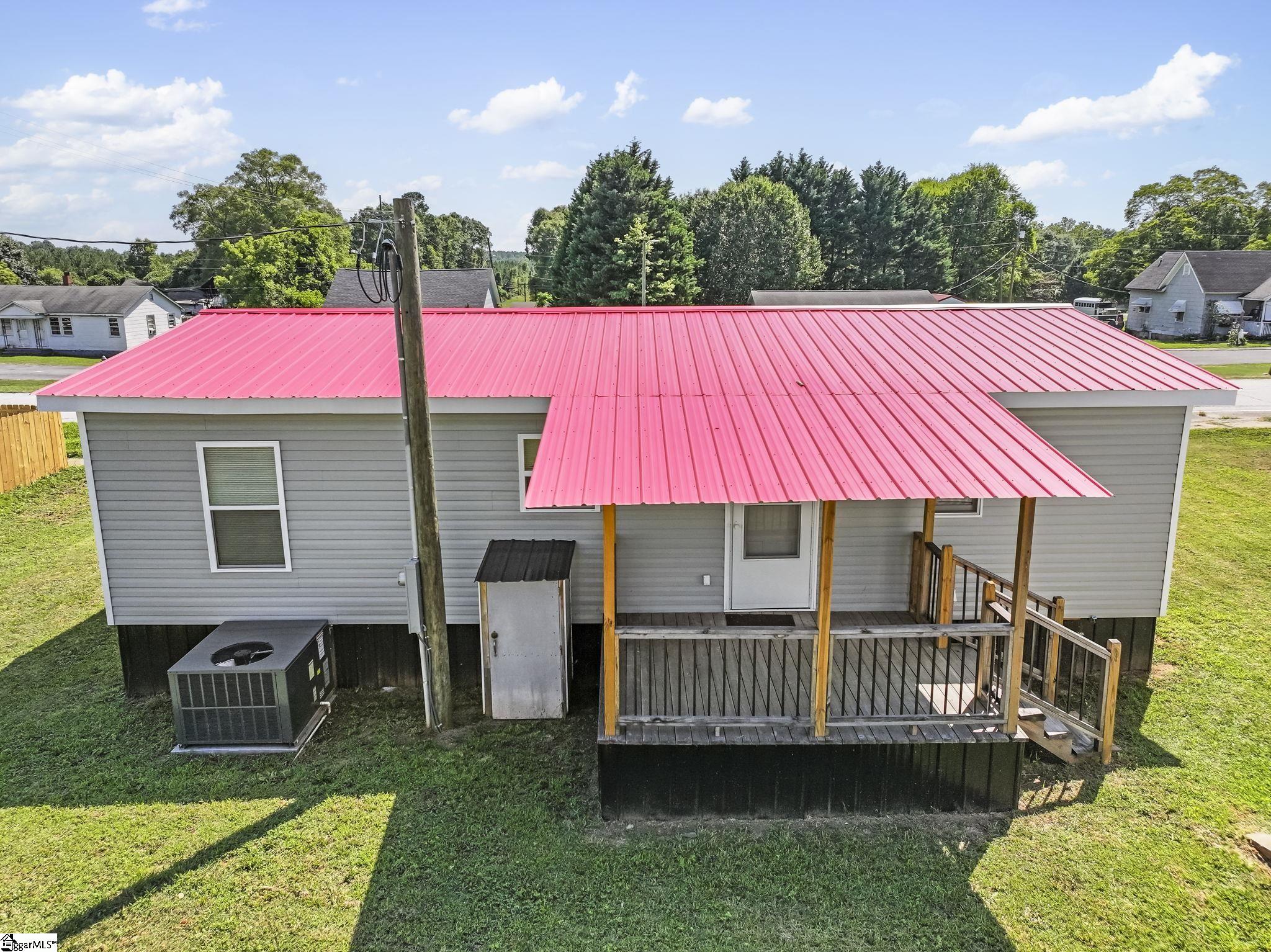 417 Monarch Highway Property Photo 33