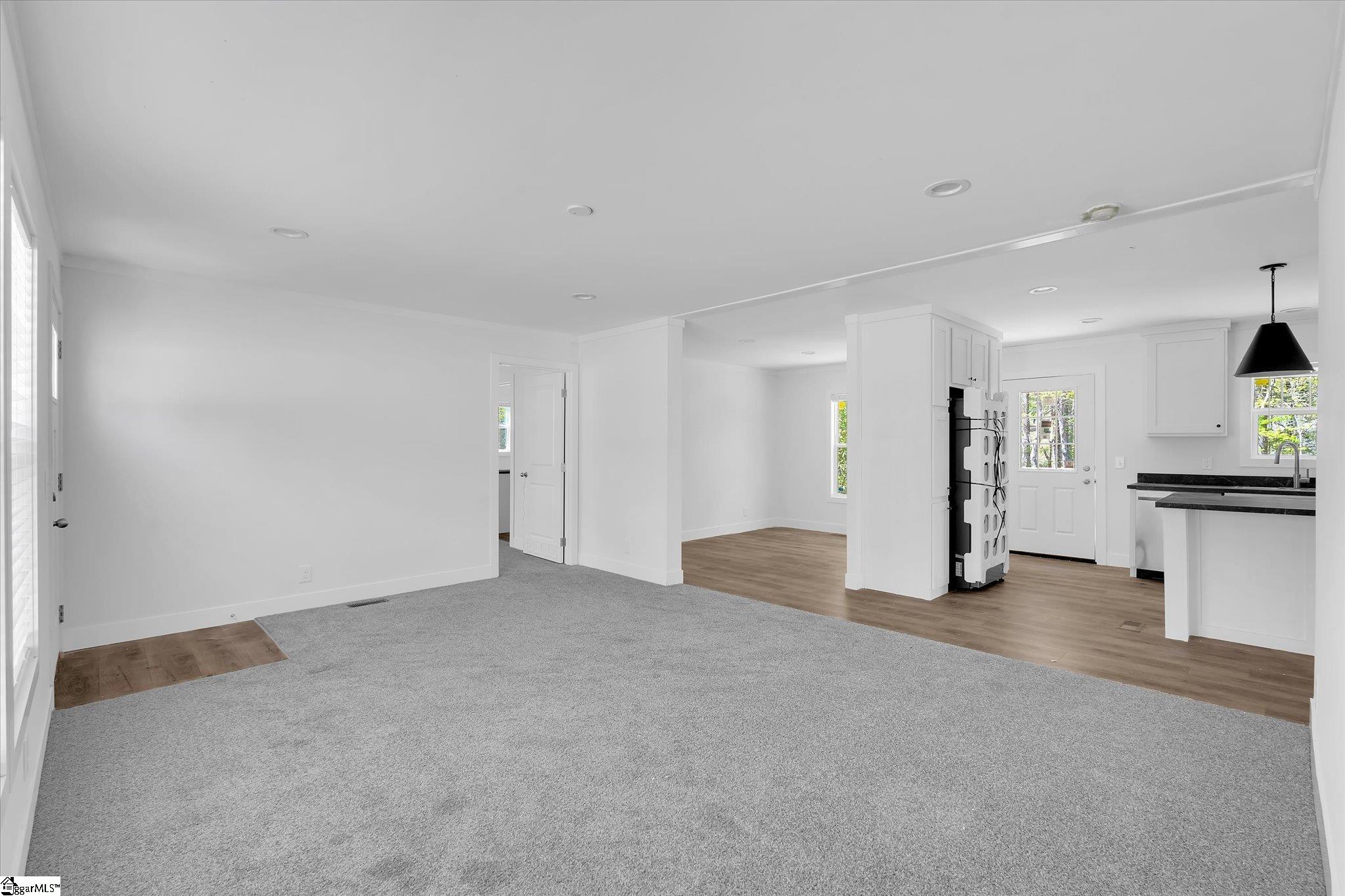 328 Francis Street Property Photo 7