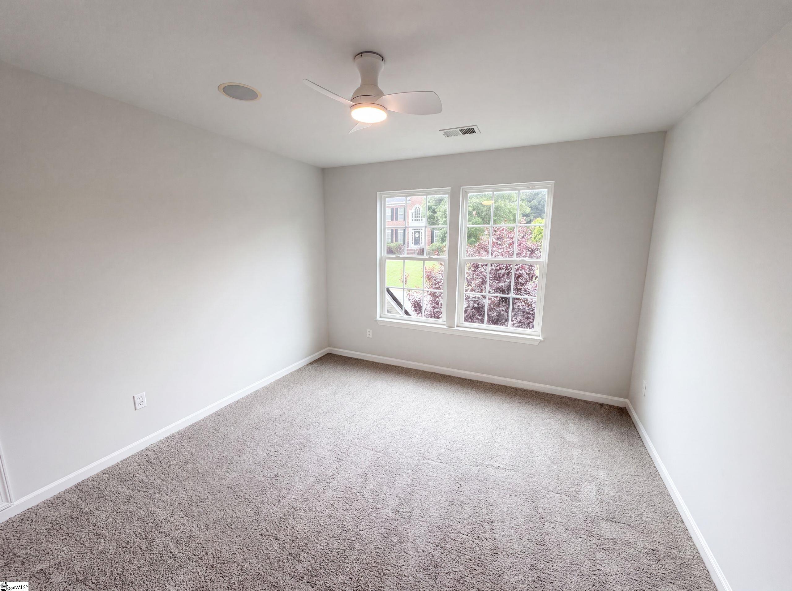 109 Hydrangea Way Property Photo 16