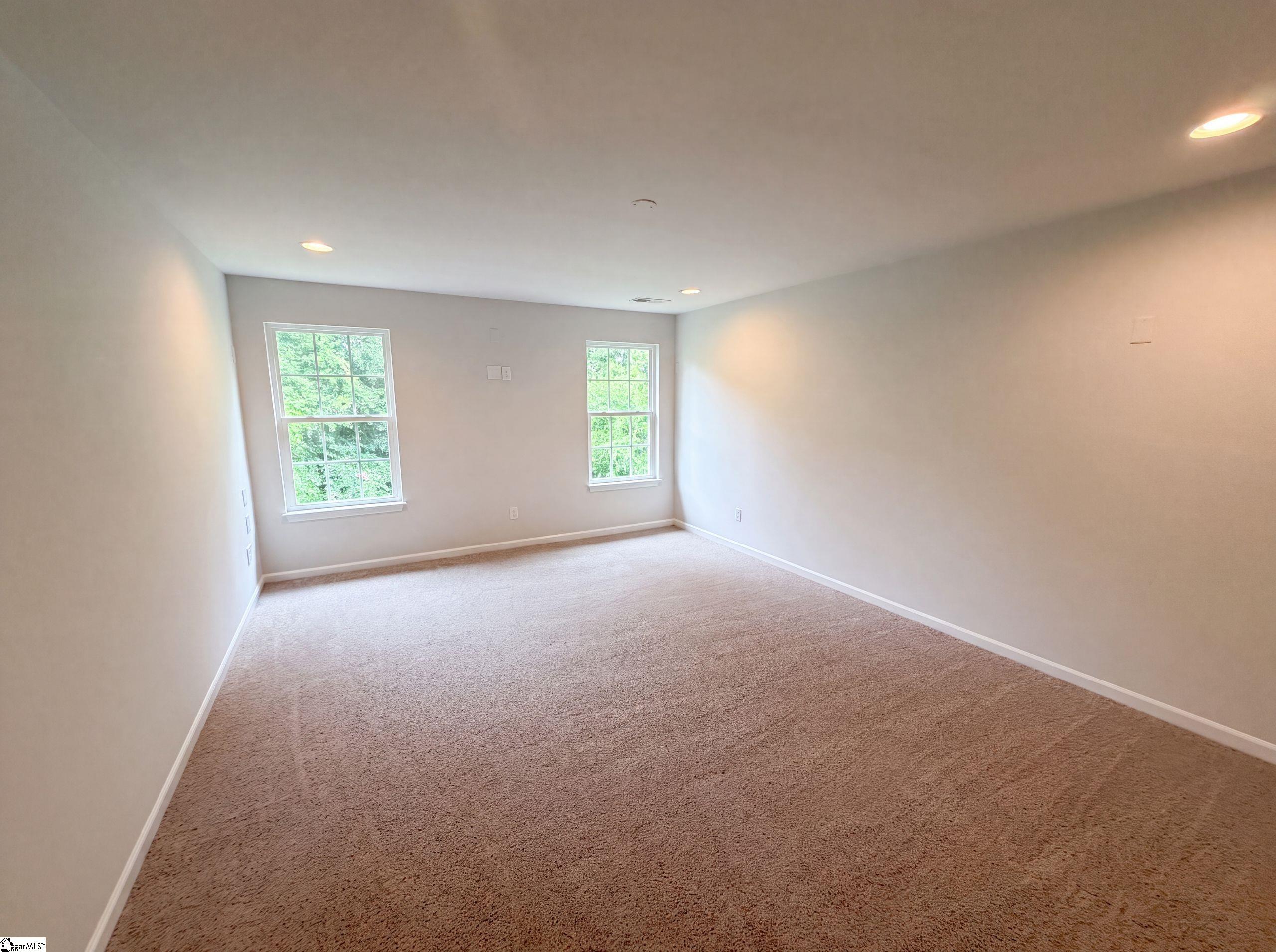 109 Hydrangea Way Property Photo 18