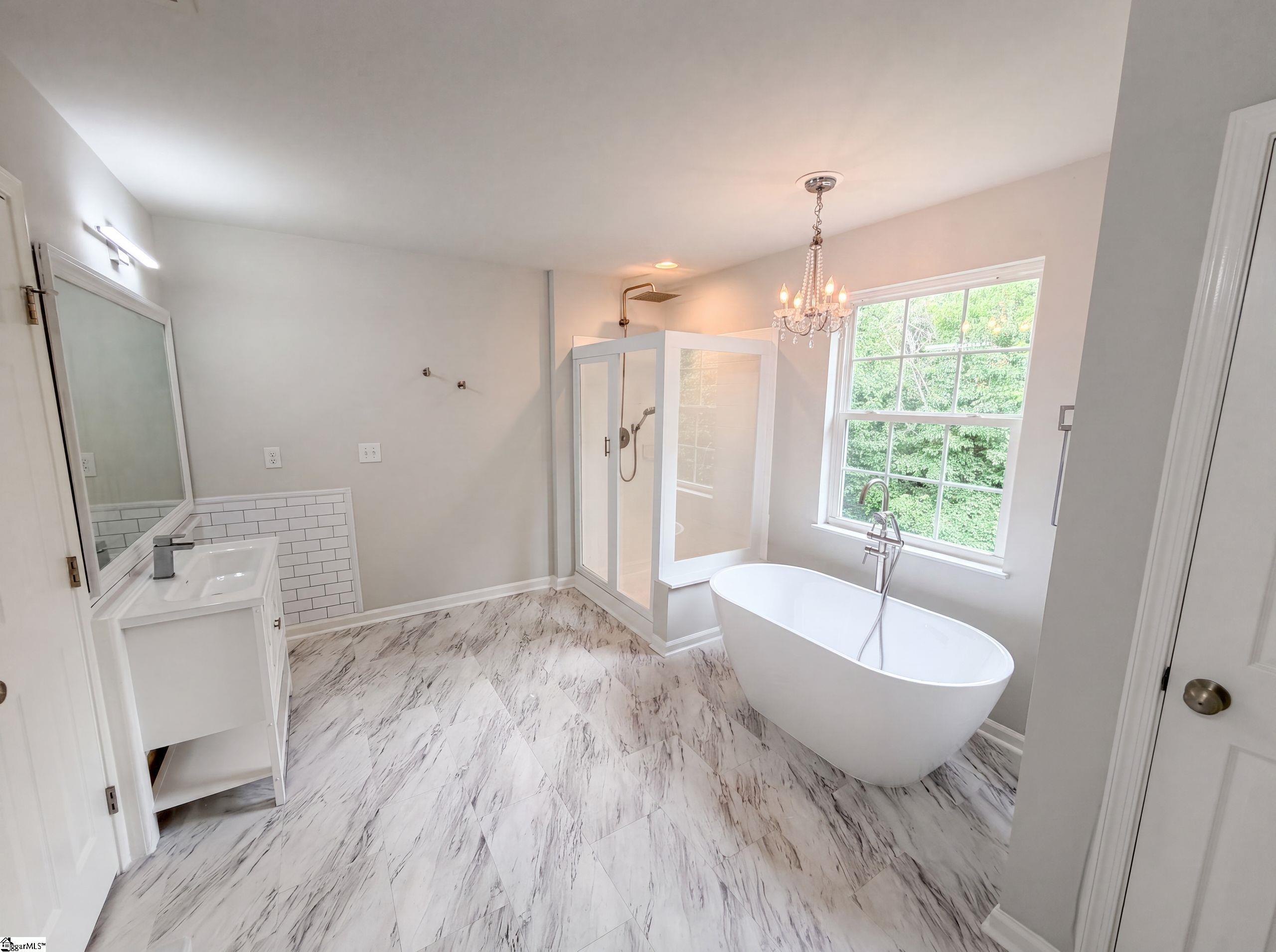 109 Hydrangea Way Property Photo 23