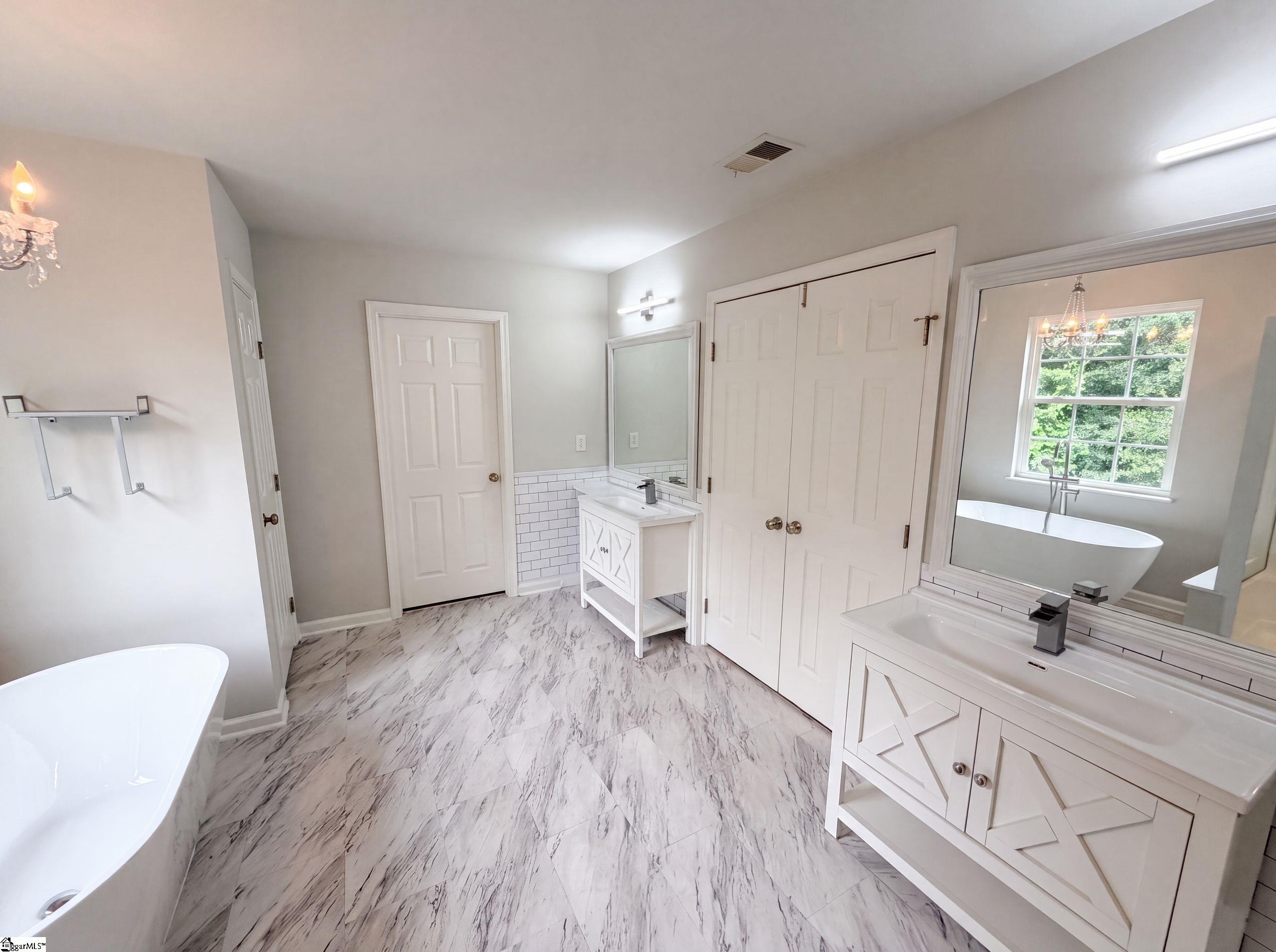 109 Hydrangea Way Property Photo 25
