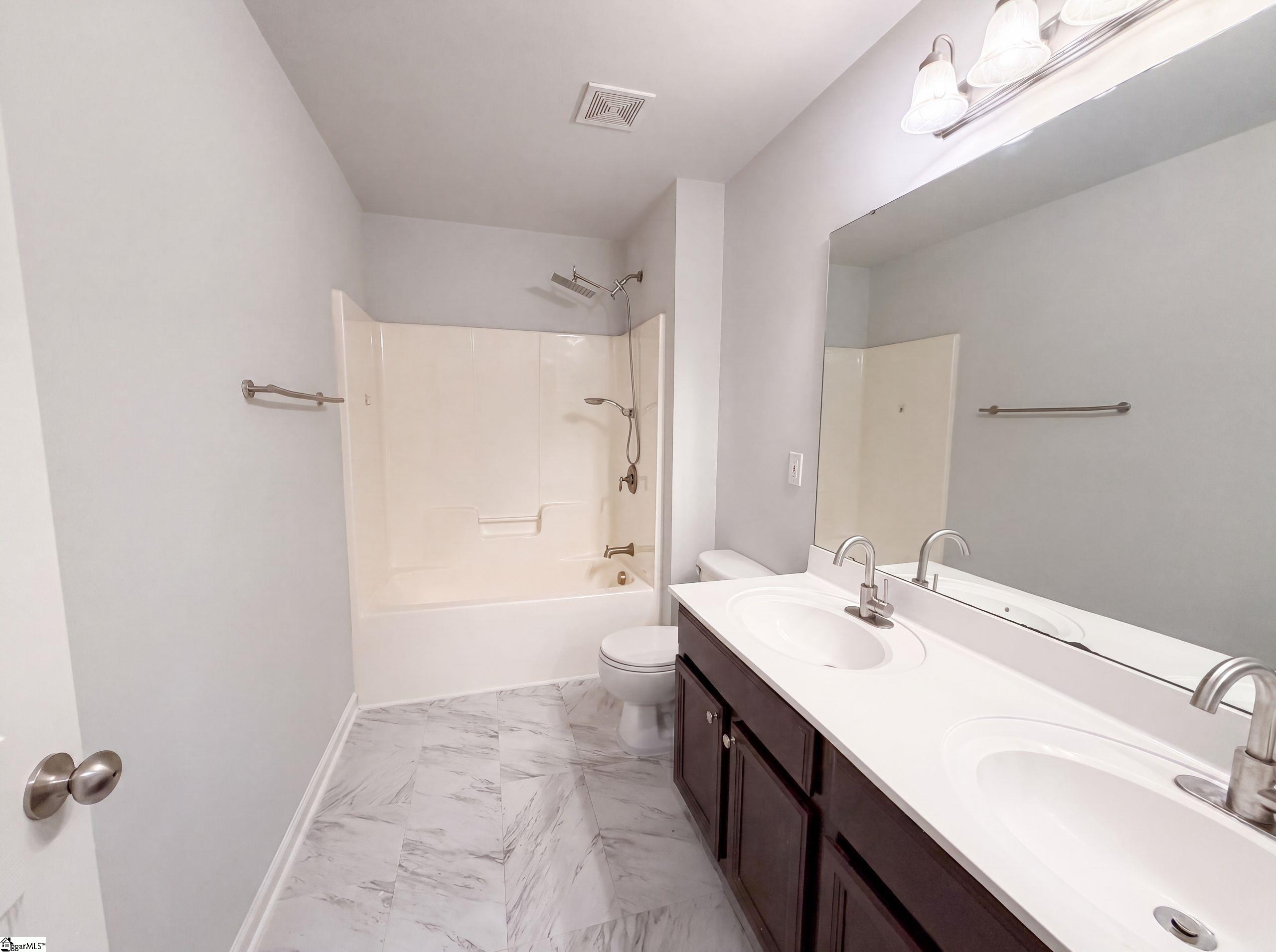 109 Hydrangea Way Property Photo 26