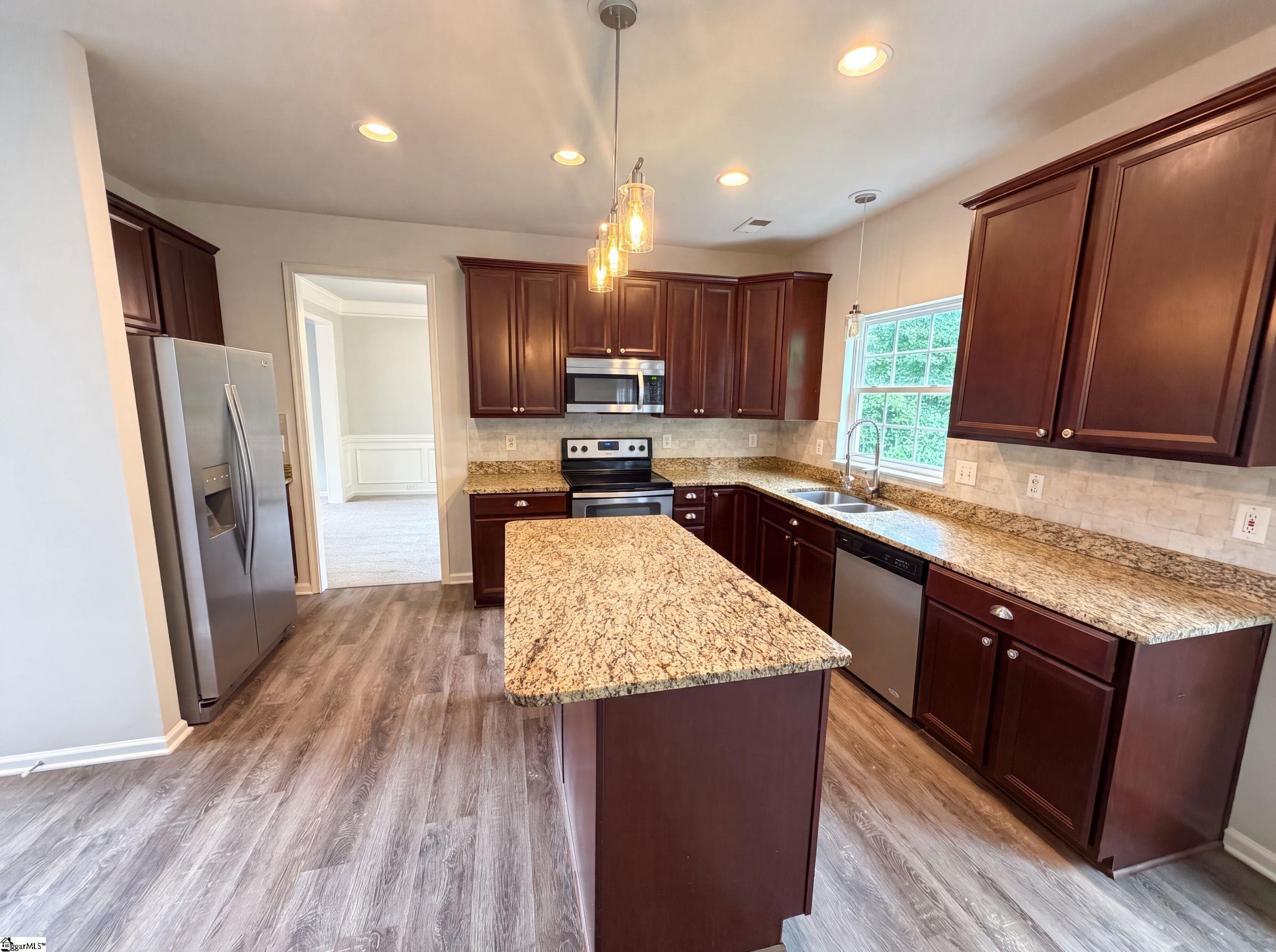 109 Hydrangea Way Property Photo 27