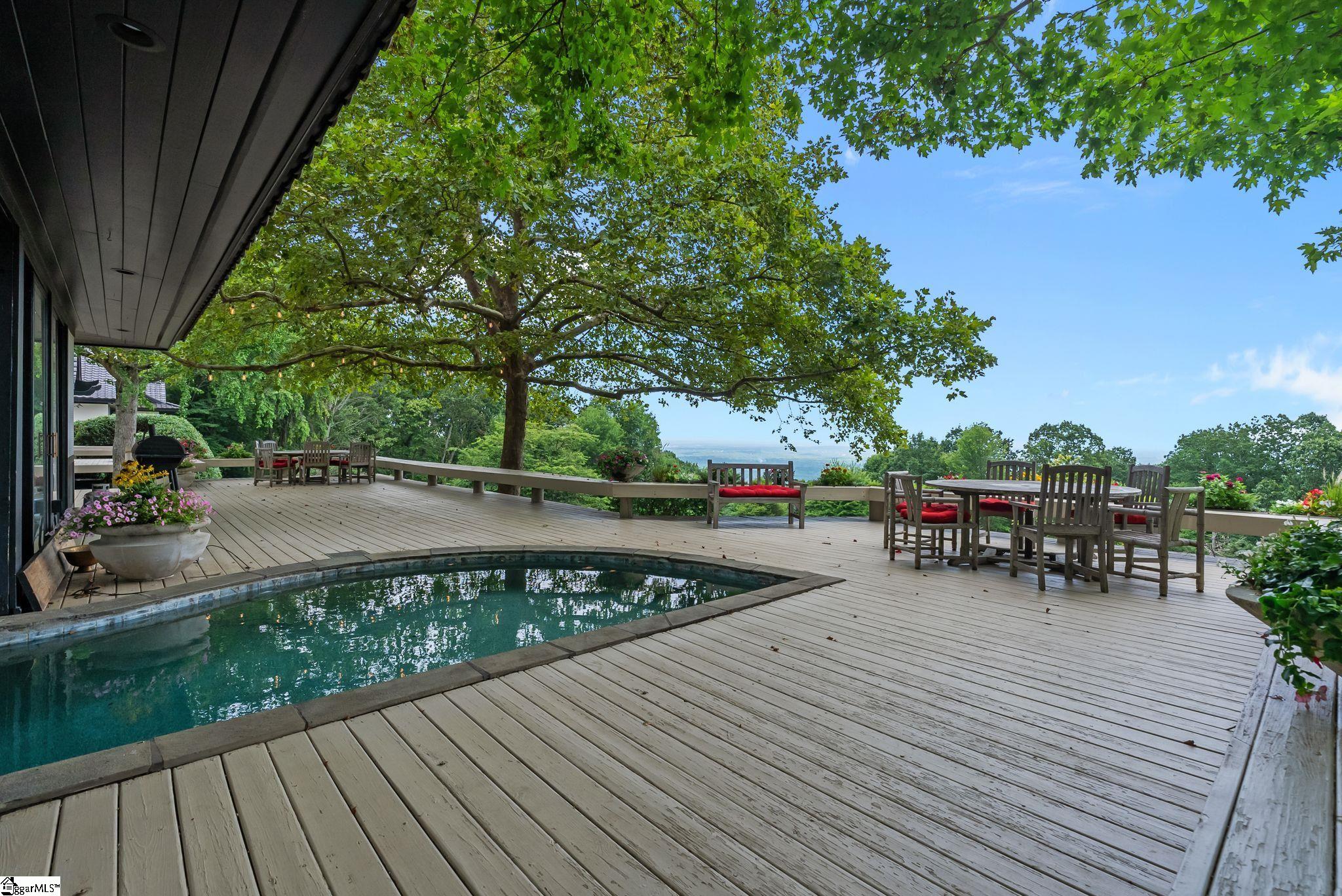 110 Huckleberry Ridge Property Photo 38