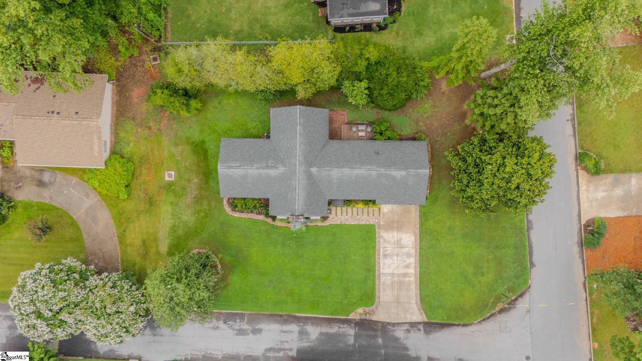 225 Parliament Road Property Photo 45