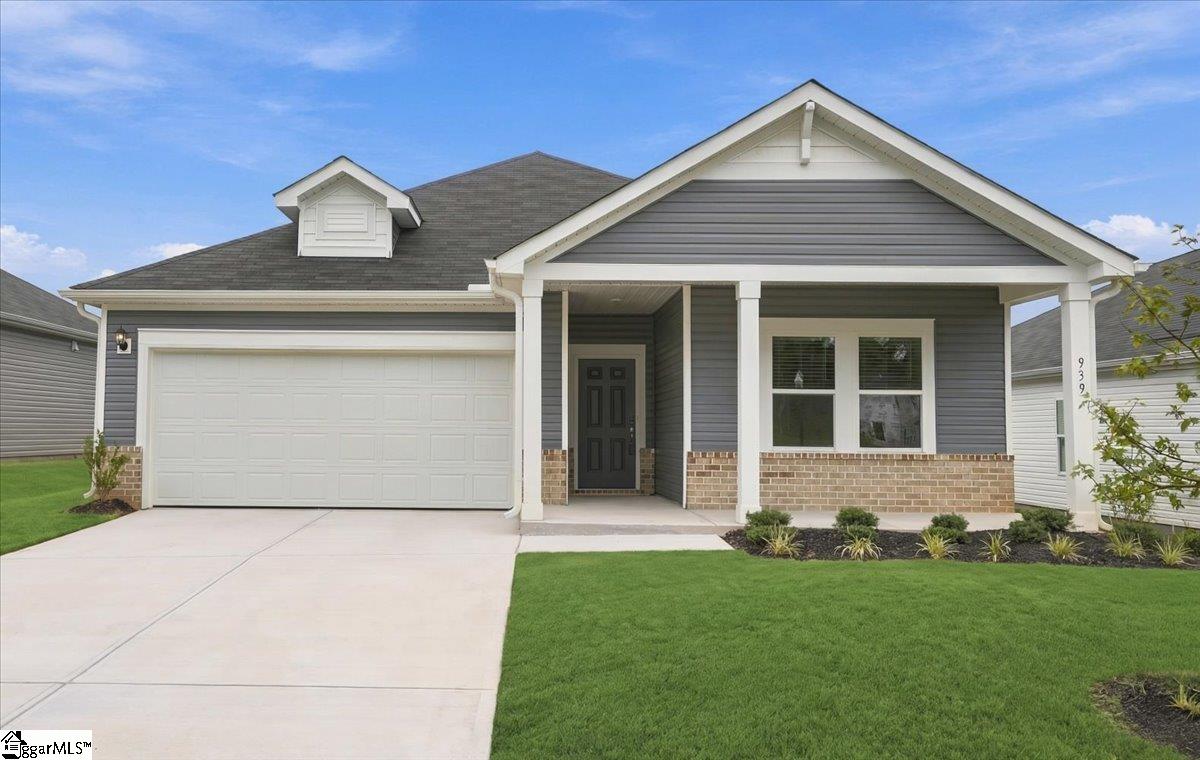 939 Rising Oak Court Property Photo 2