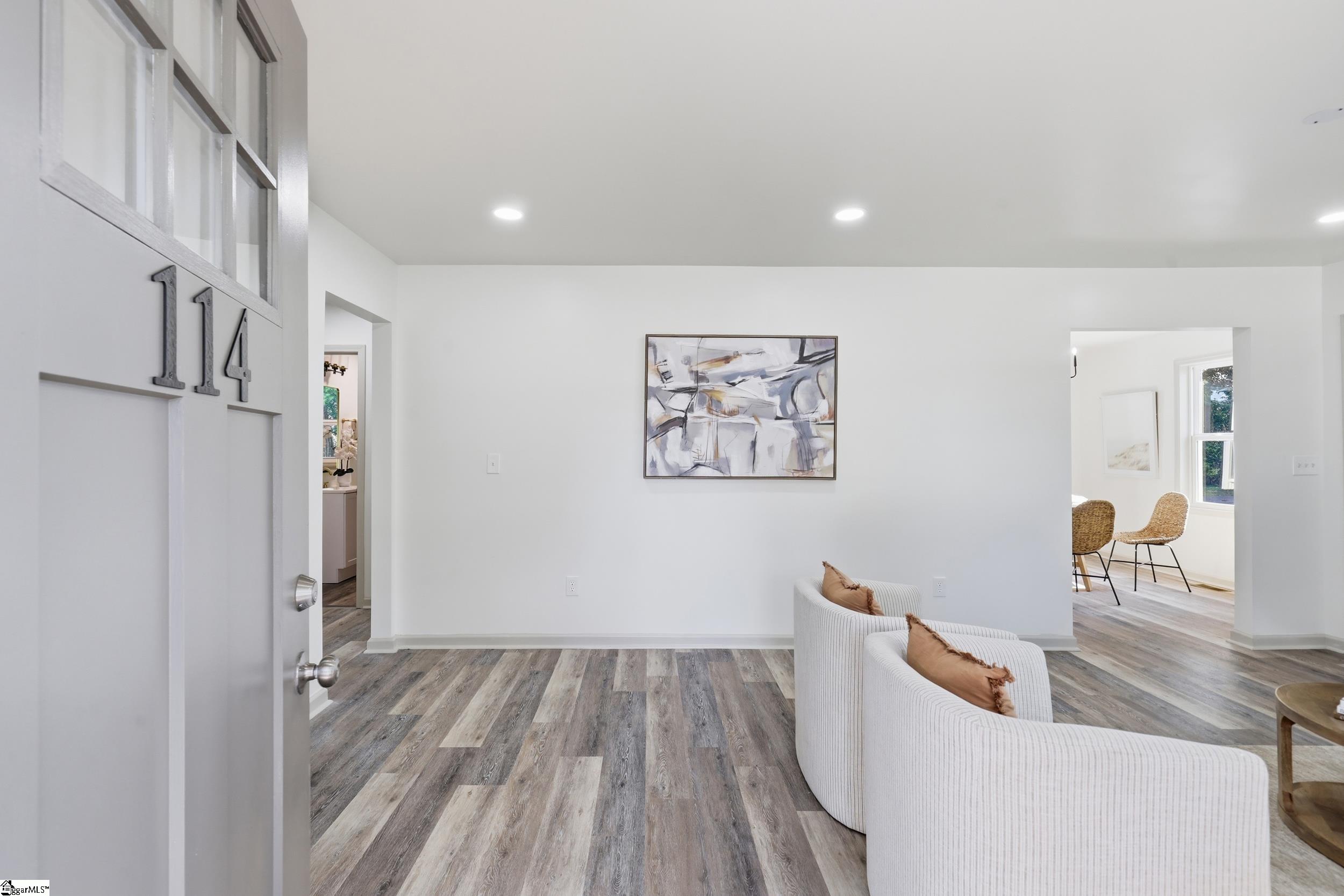 114 Birchwood Street Property Photo 3