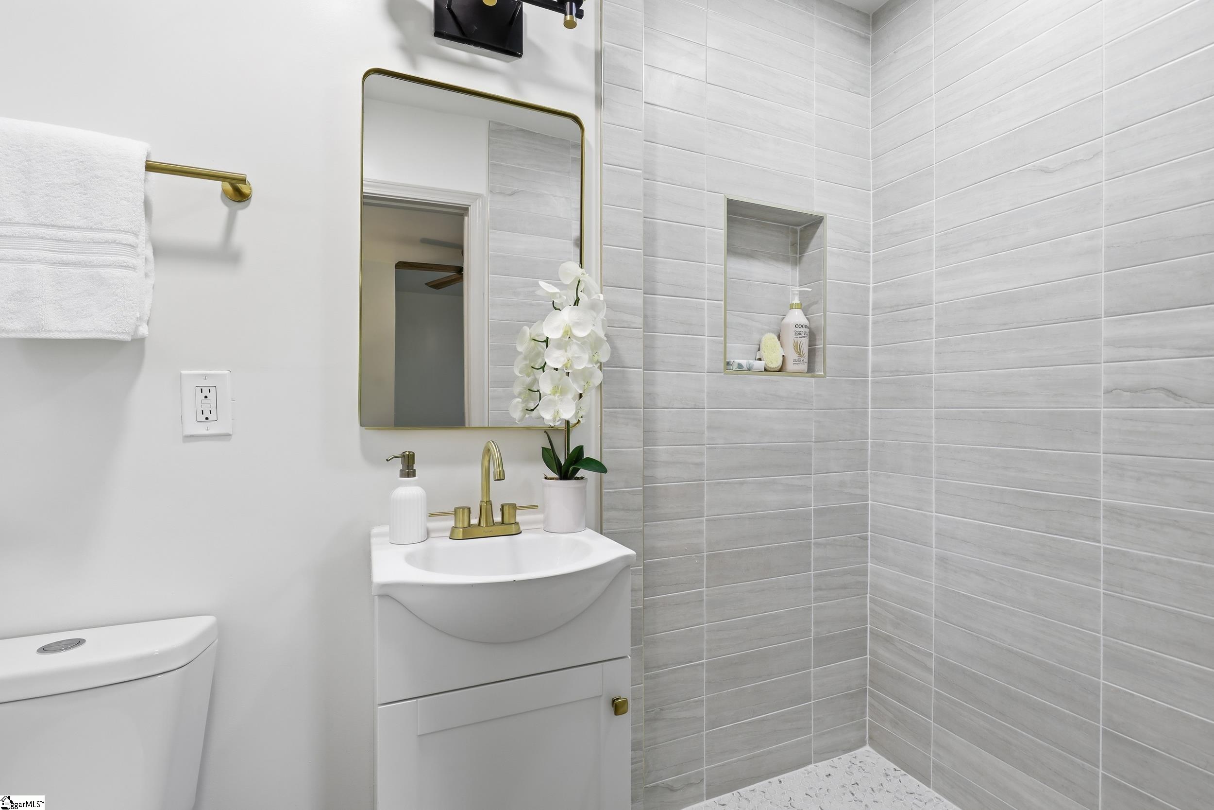 114 Birchwood Street Property Photo 19