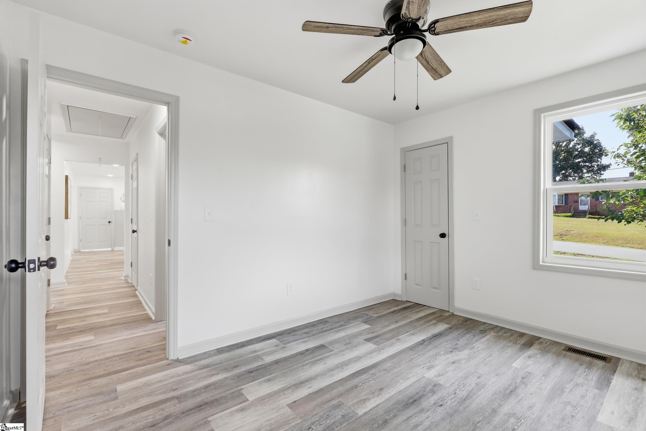 114 Birchwood Street Property Photo 23